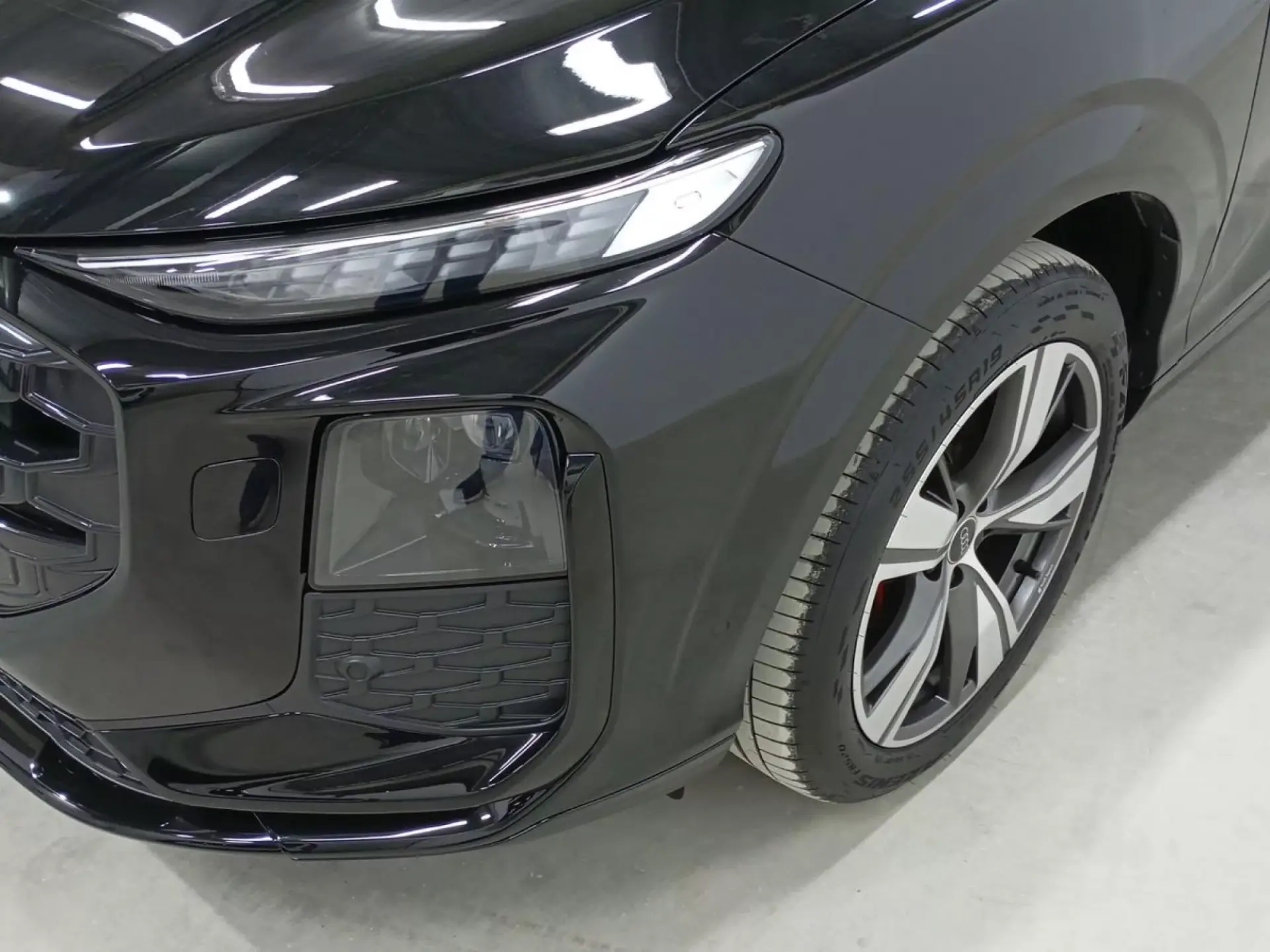 AUDI Q3 Hibrido 2025 km 0 Jaén