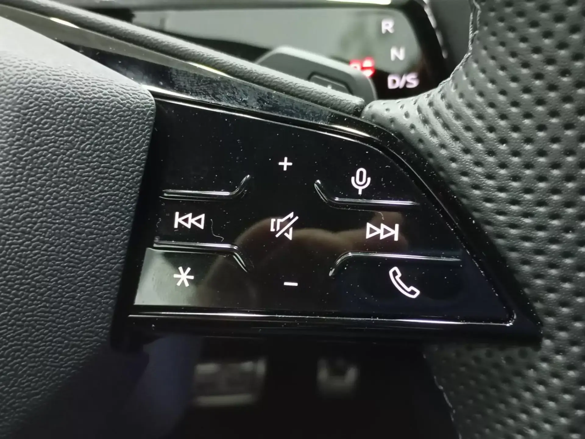 AUDI Q3 Hibrido 2025 km 0 Jaén
