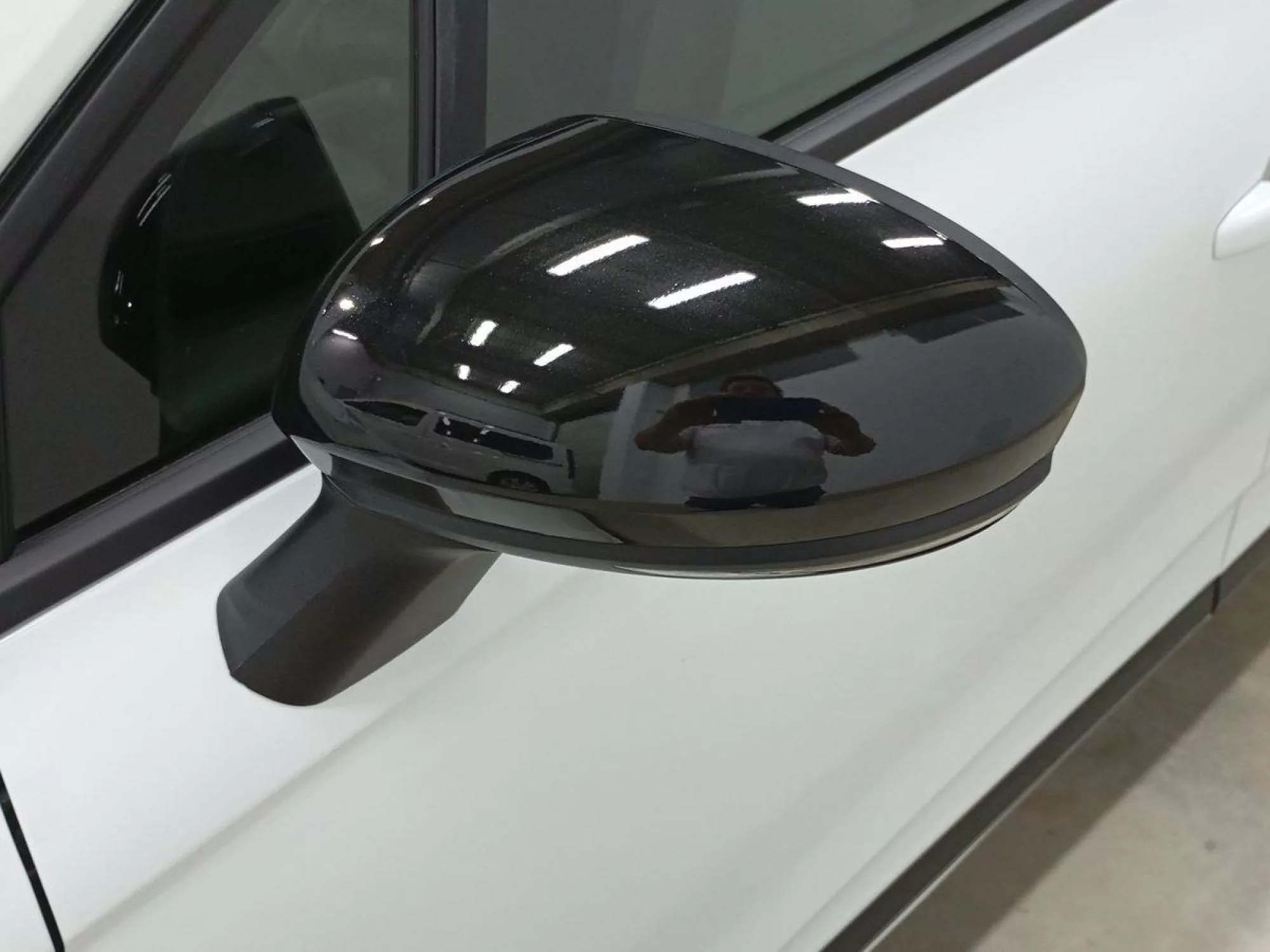 MITSUBISHI COLT Gasolina 2025 segunda-mano Jaén