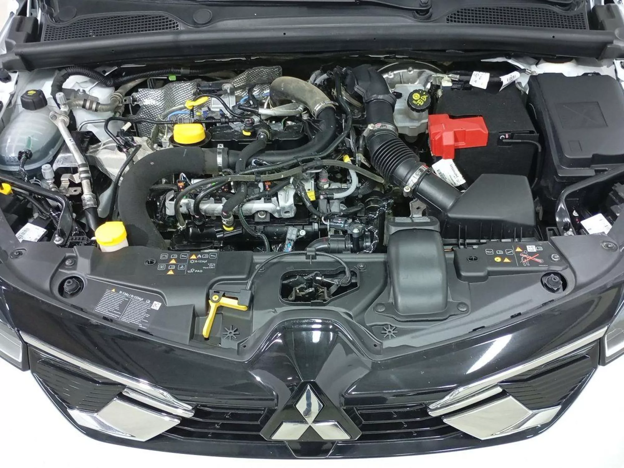 MITSUBISHI COLT Gasolina 2025 segunda-mano Jaén