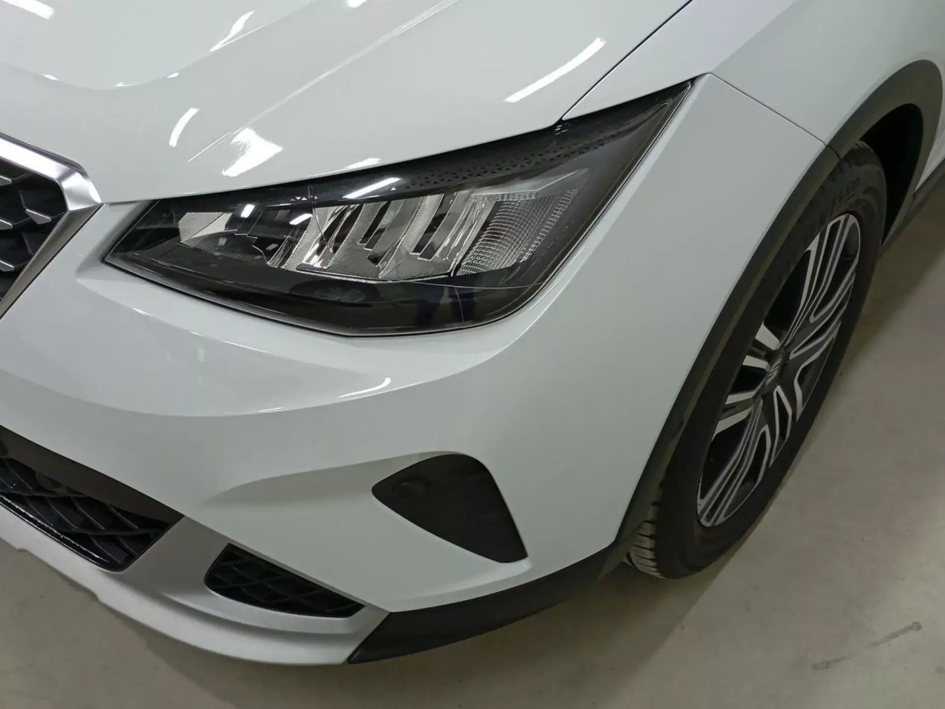 SEAT ARONA Gasolina 2025 segunda-mano Jaén