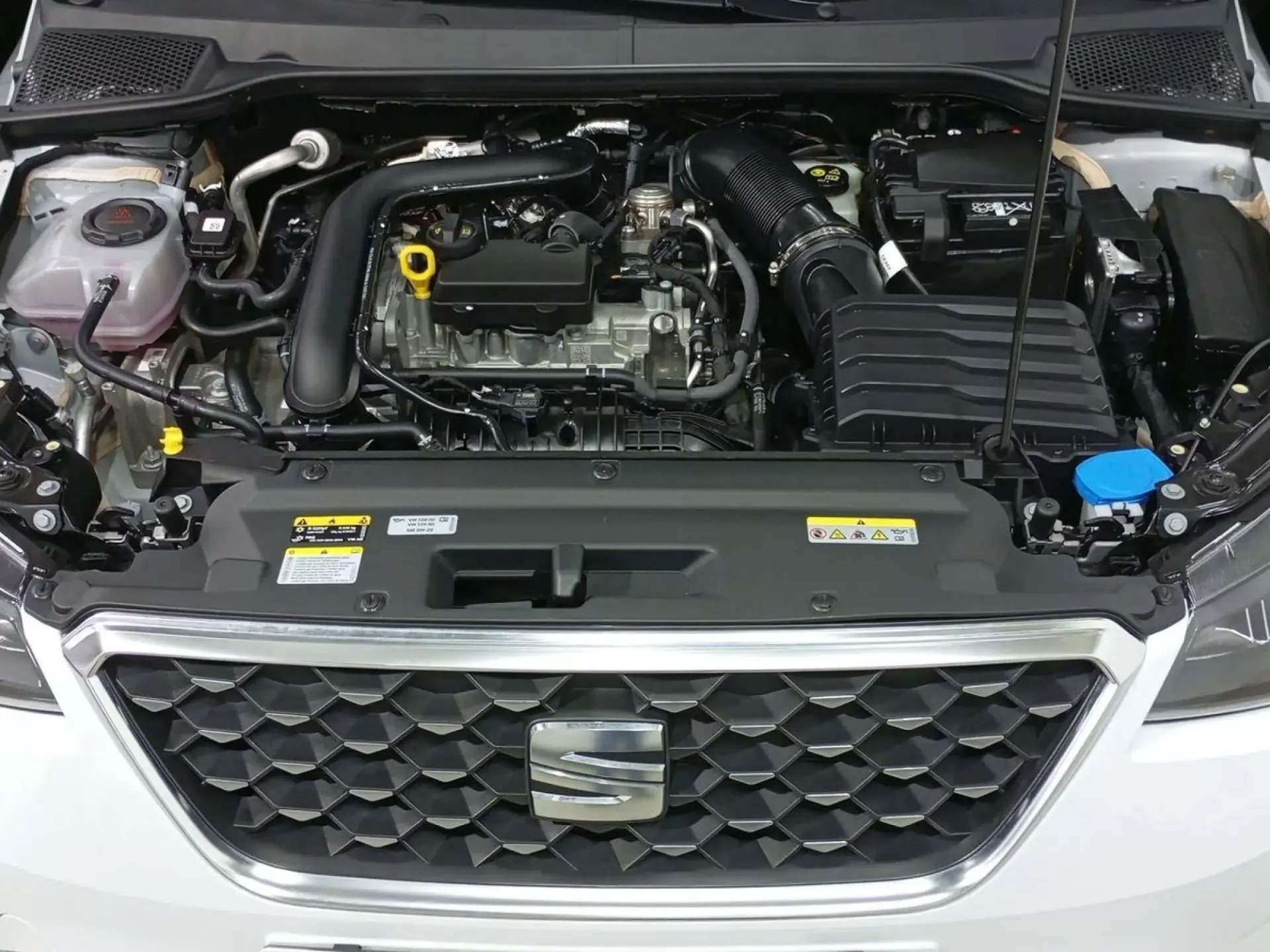 SEAT ARONA Gasolina 2025 segunda-mano Jaén