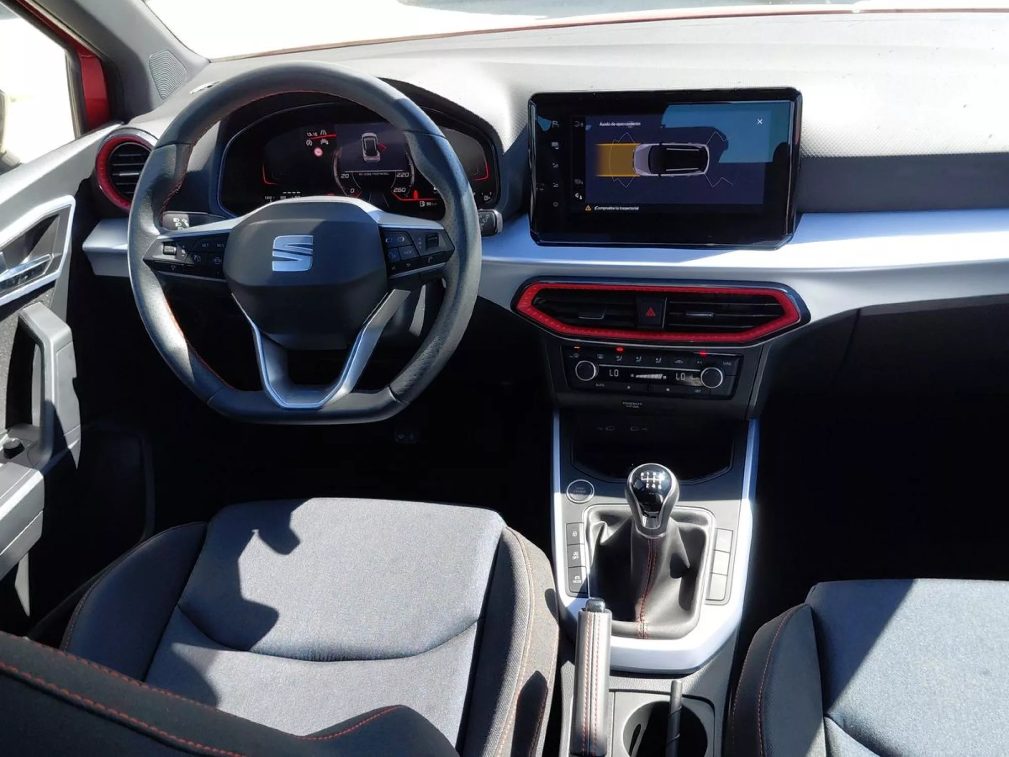 SEAT ARONA Gasolina 2025 segunda-mano Jaén