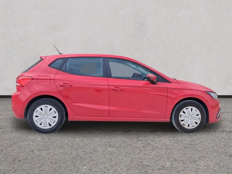 SEAT IBIZA Gasolina 2022 segunda-mano Jaén