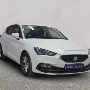 SEAT LEON Diesel 2022 segunda-mano Jaén