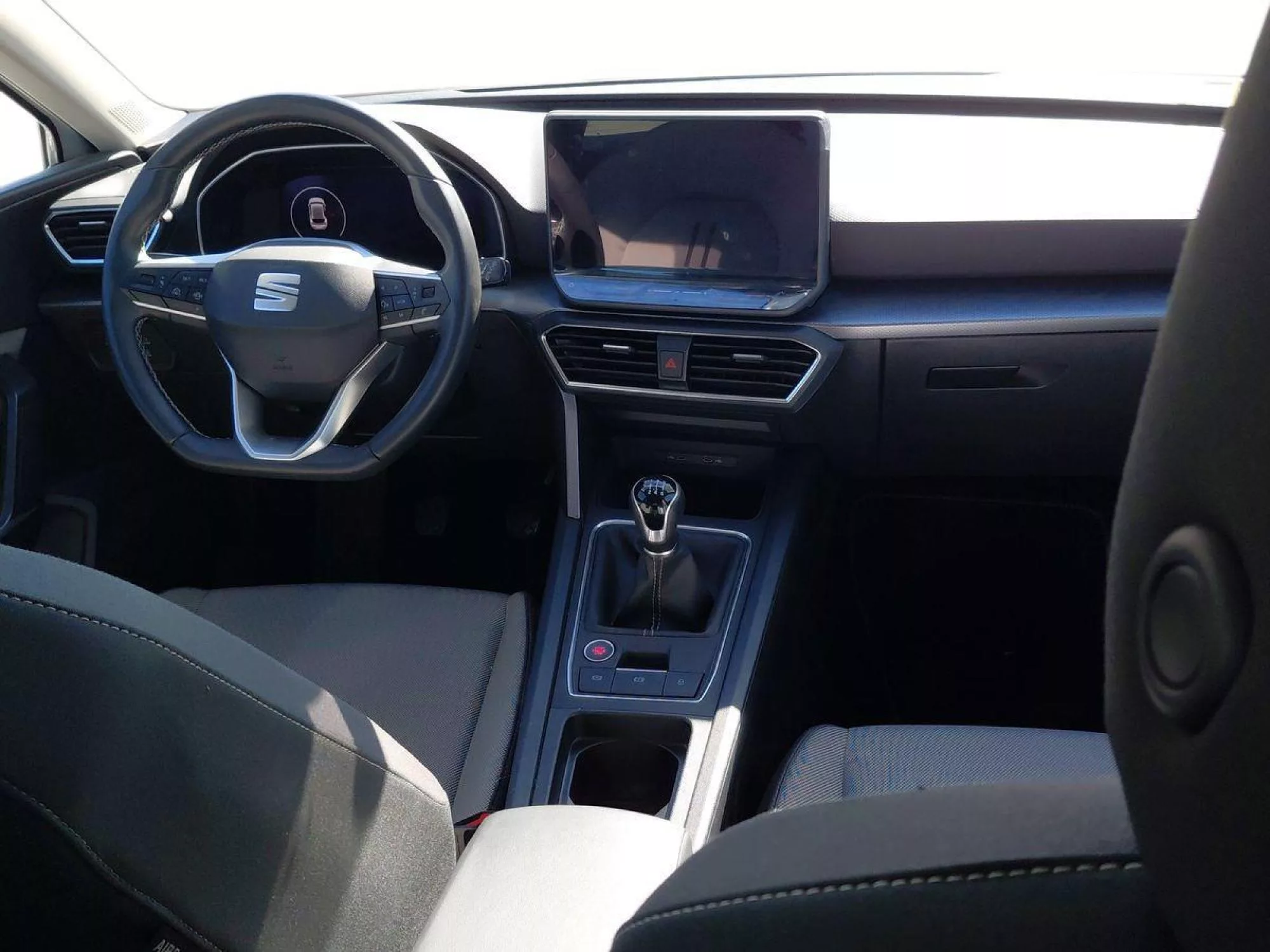SEAT LEON Gasolina 2025 km 0 Jaén