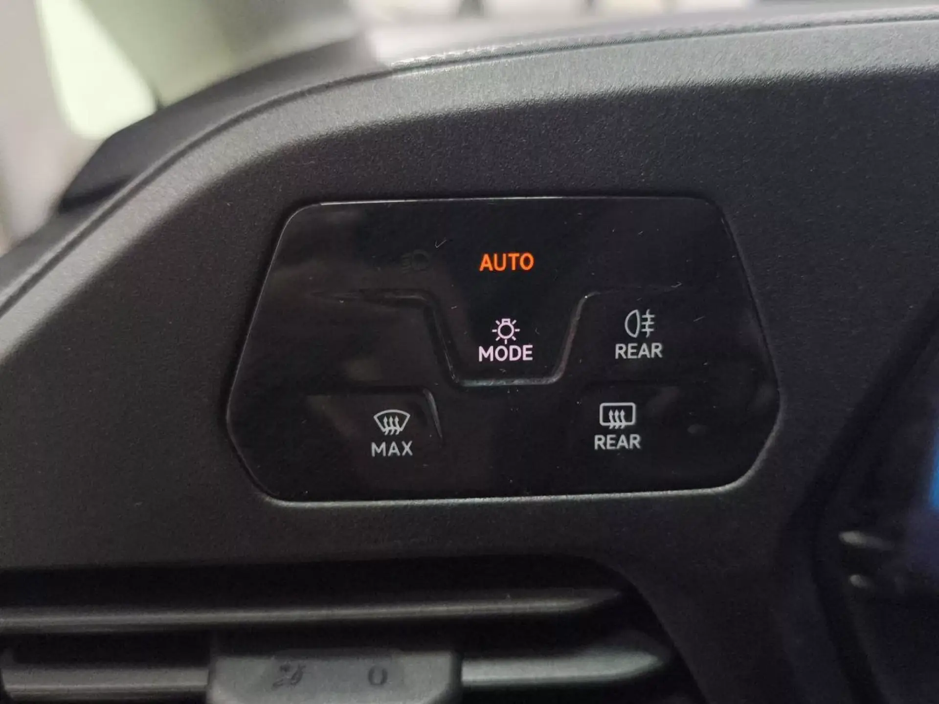 VOLKSWAGEN CADDY Diesel 2025 segunda-mano Jaén