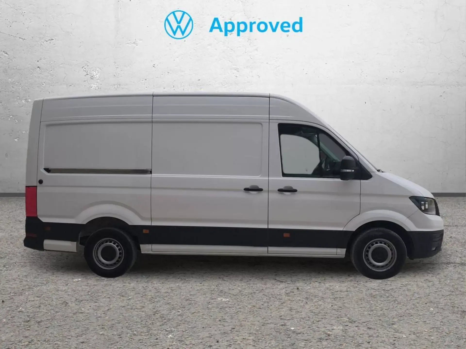 VOLKSWAGEN CRAFTER FURGON Diesel 2025 segunda-mano Jaén