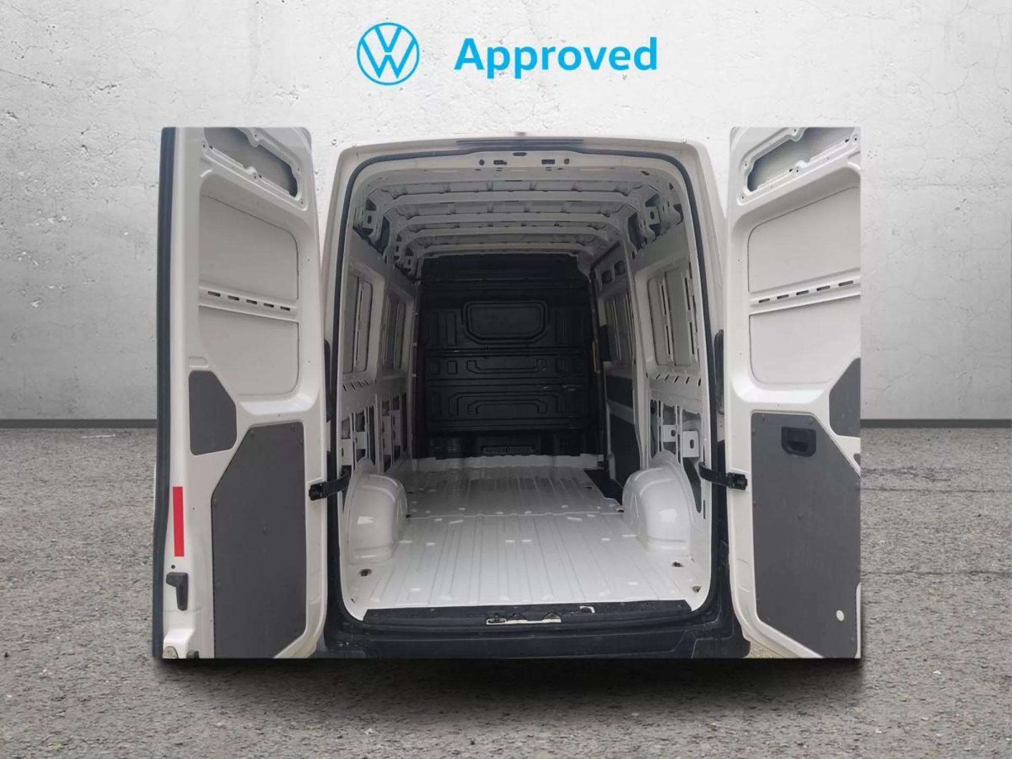 VOLKSWAGEN CRAFTER FURGON Diesel 2025 segunda-mano Jaén