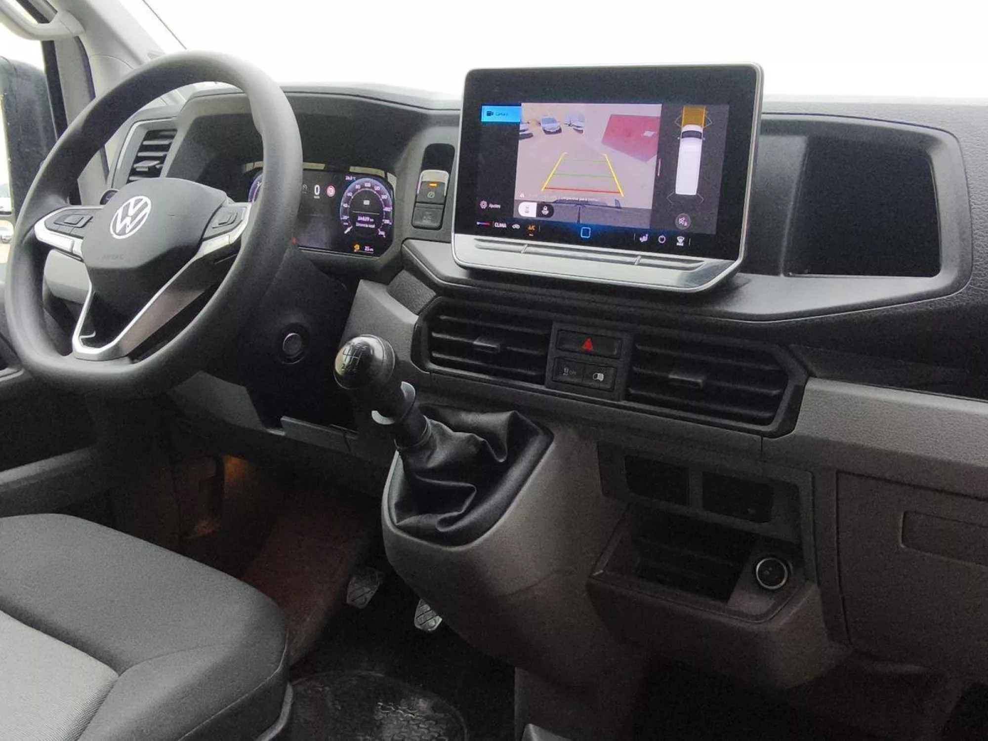 VOLKSWAGEN CRAFTER FURGON Diesel 2025 segunda-mano Jaén