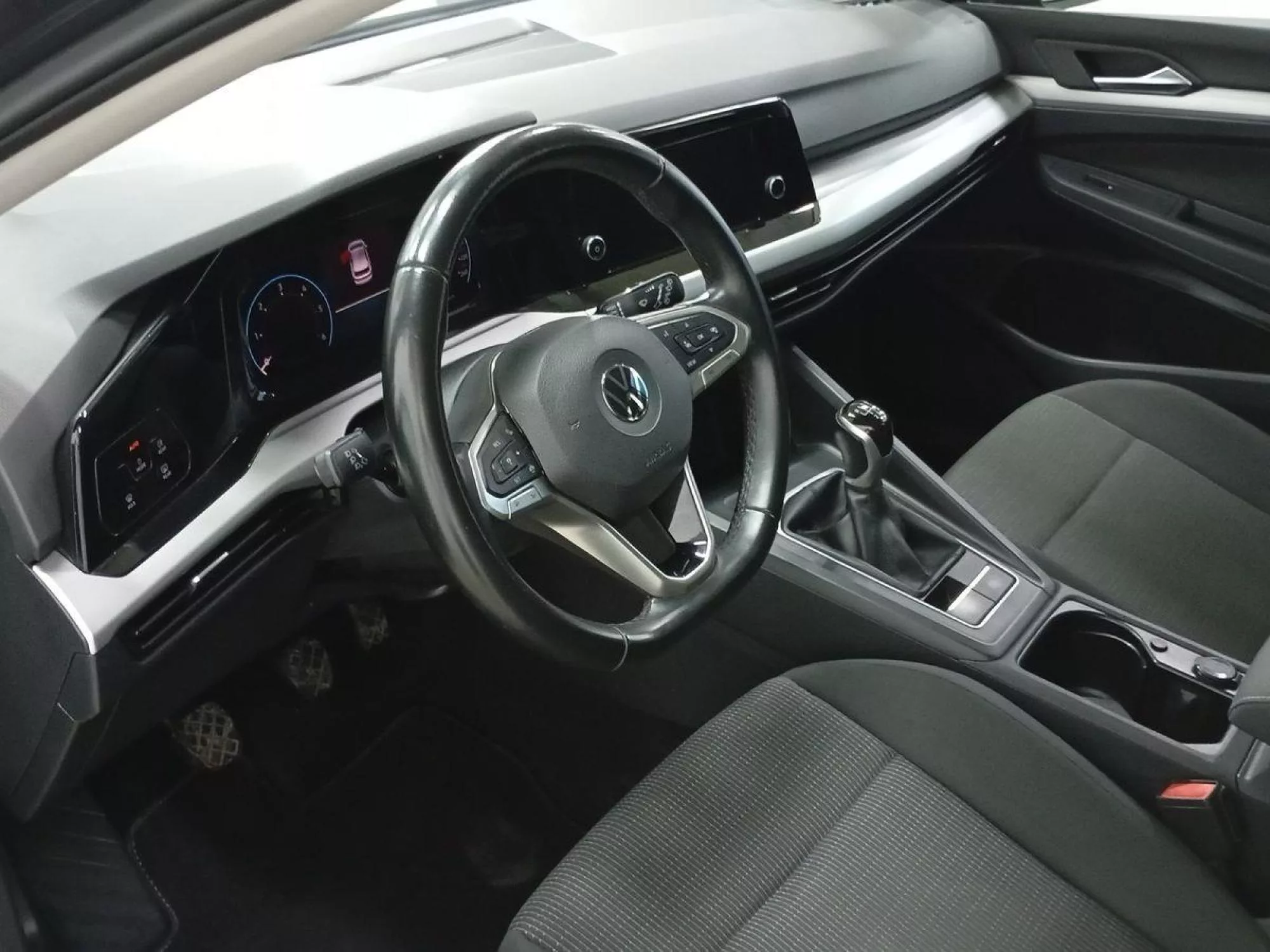 VOLKSWAGEN GOLF Diesel 2022 segunda-mano Jaén