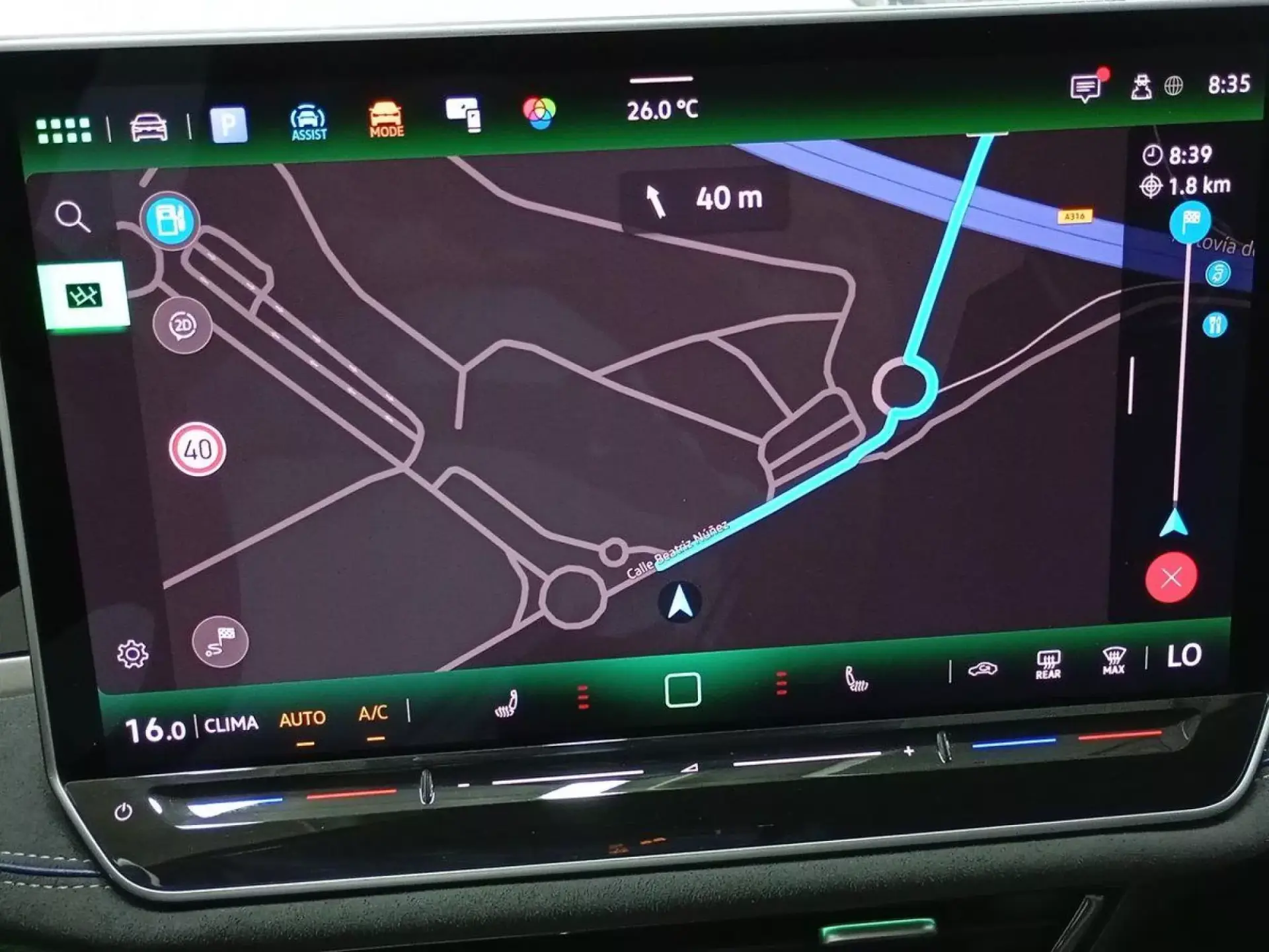 VOLKSWAGEN PASSAT Diesel 2025 segunda-mano Jaén