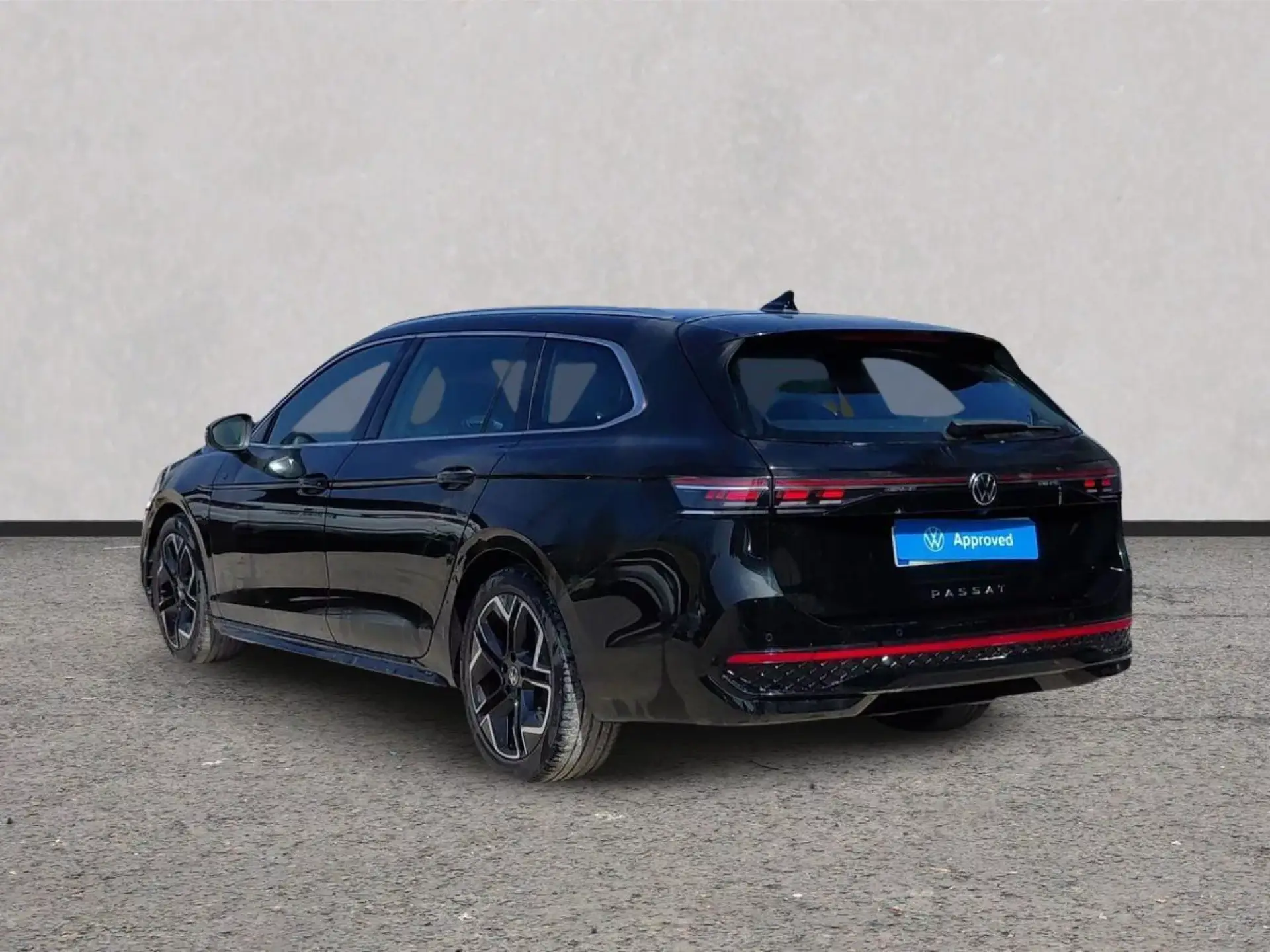 VOLKSWAGEN PASSAT Diesel 2025 segunda-mano Jaén