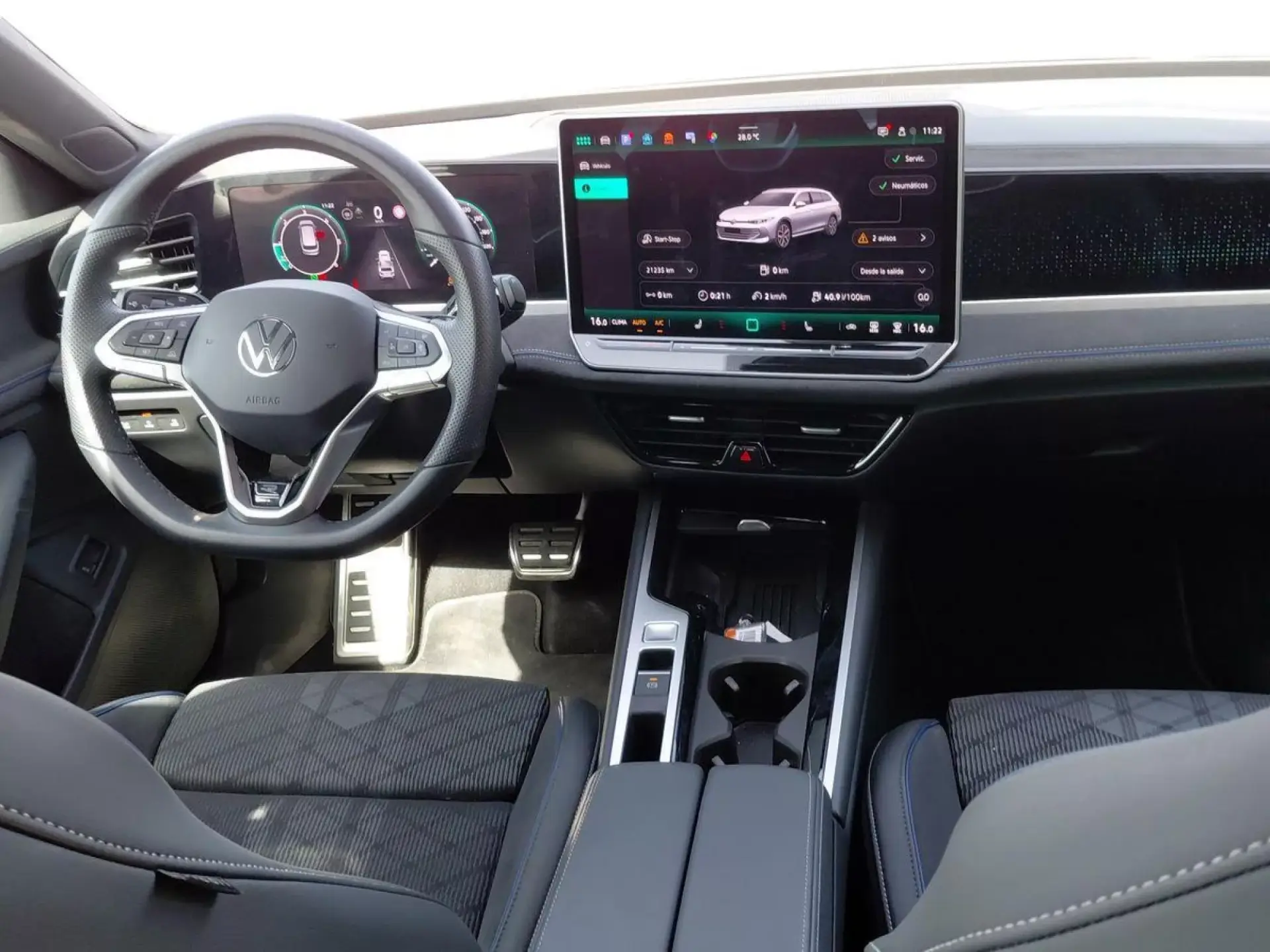 VOLKSWAGEN PASSAT Diesel 2025 segunda-mano Jaén