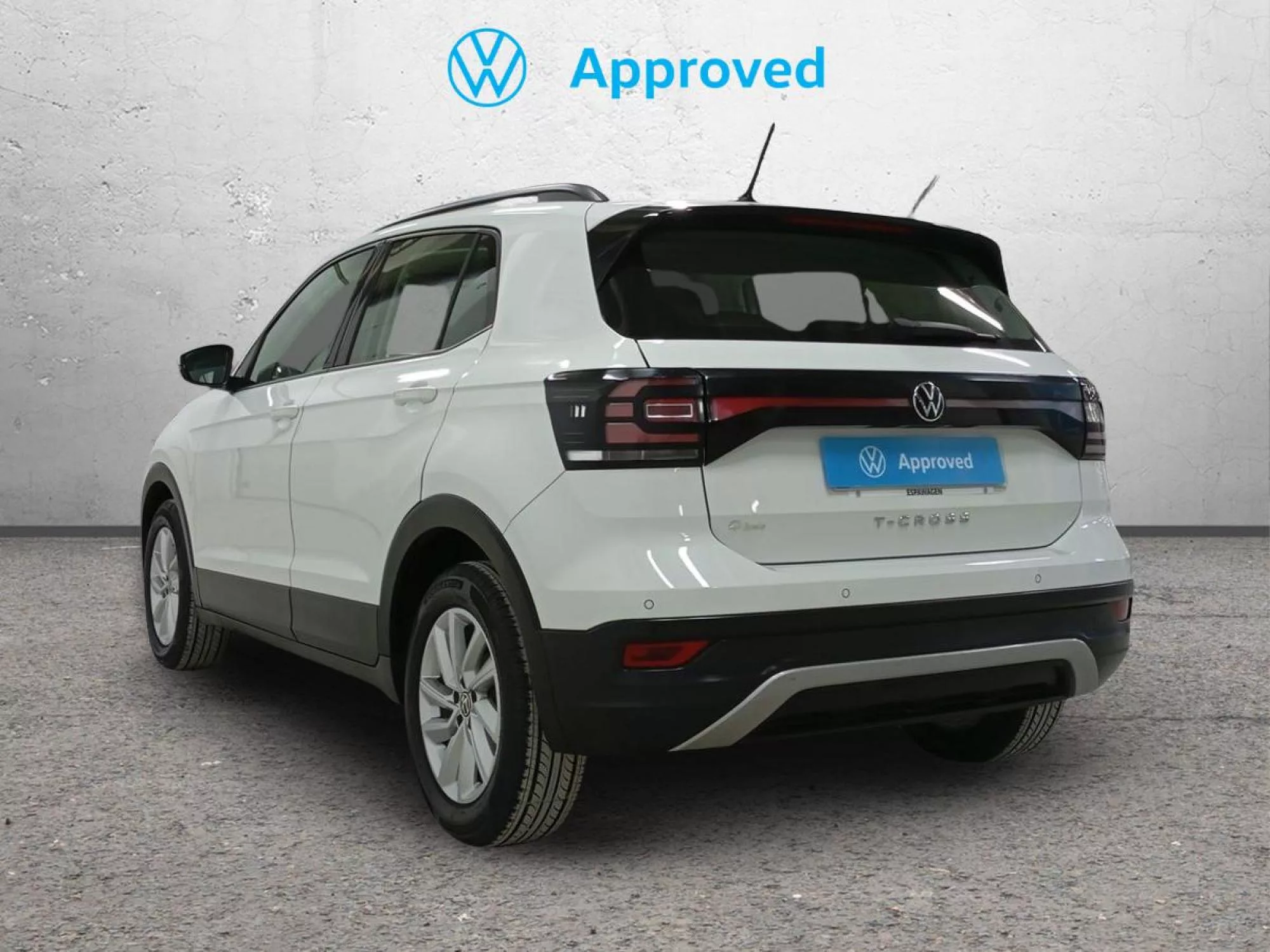 VOLKSWAGEN T-CROSS Gasolina 2022 segunda-mano Jaén