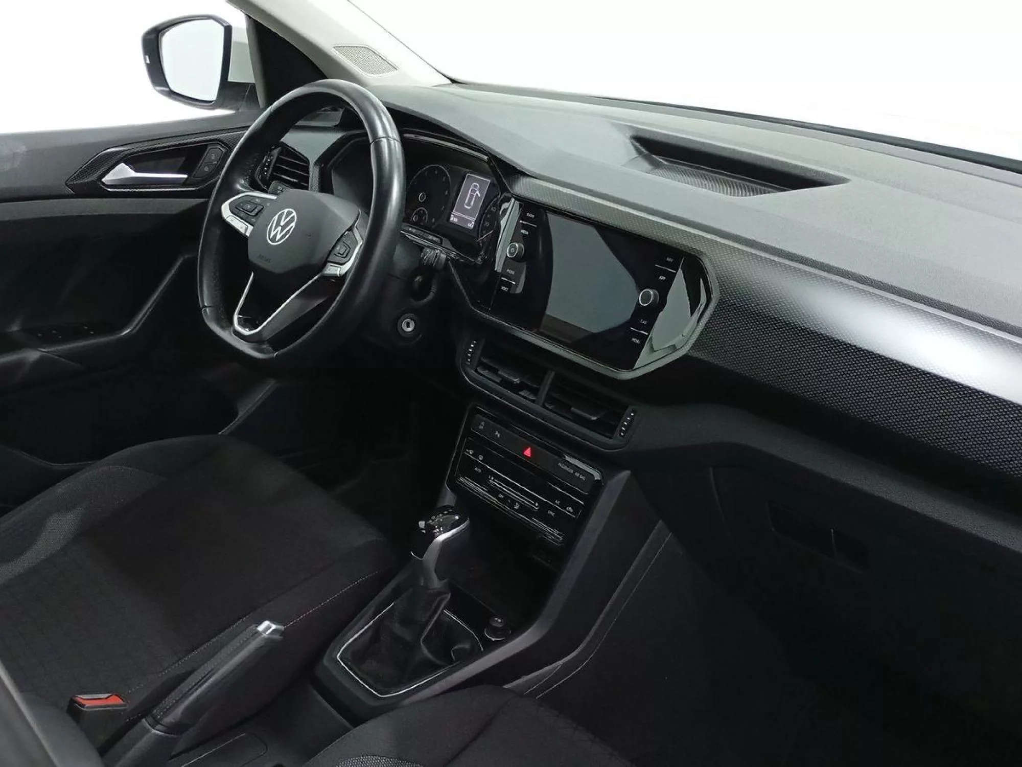 VOLKSWAGEN T-CROSS Gasolina 2022 segunda-mano Jaén