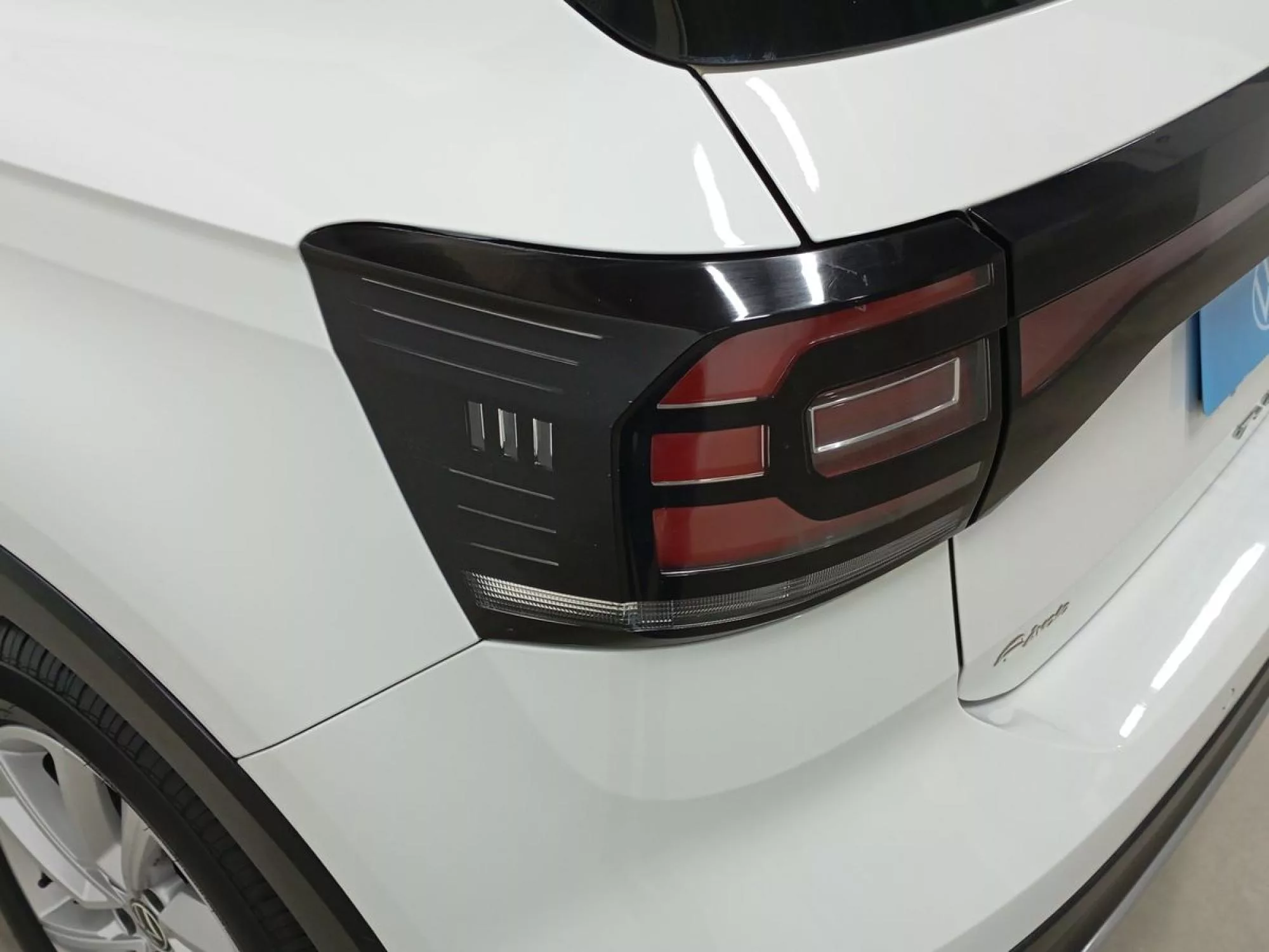 VOLKSWAGEN T-CROSS Gasolina 2022 segunda-mano Jaén