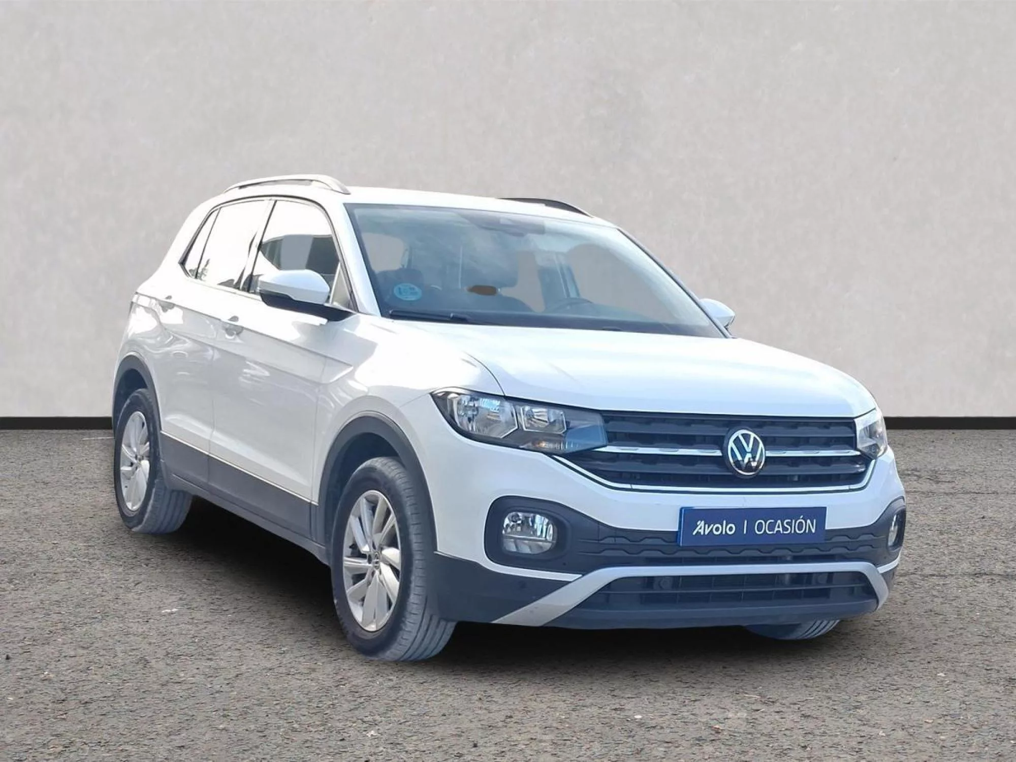 VOLKSWAGEN T-CROSS Gasolina 2023 segunda-mano Jaén