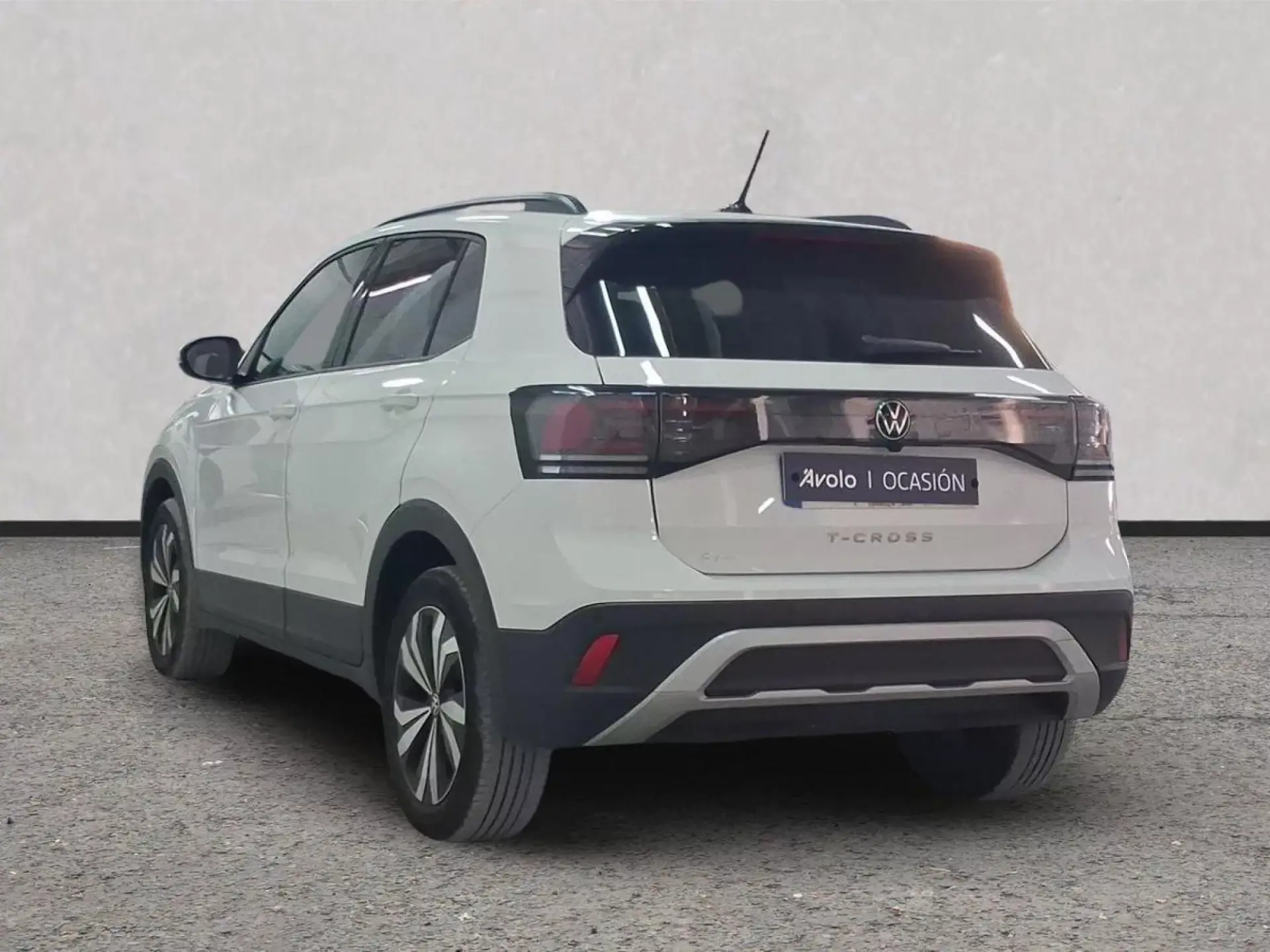 VOLKSWAGEN T-CROSS Gasolina 2025 segunda-mano Jaén