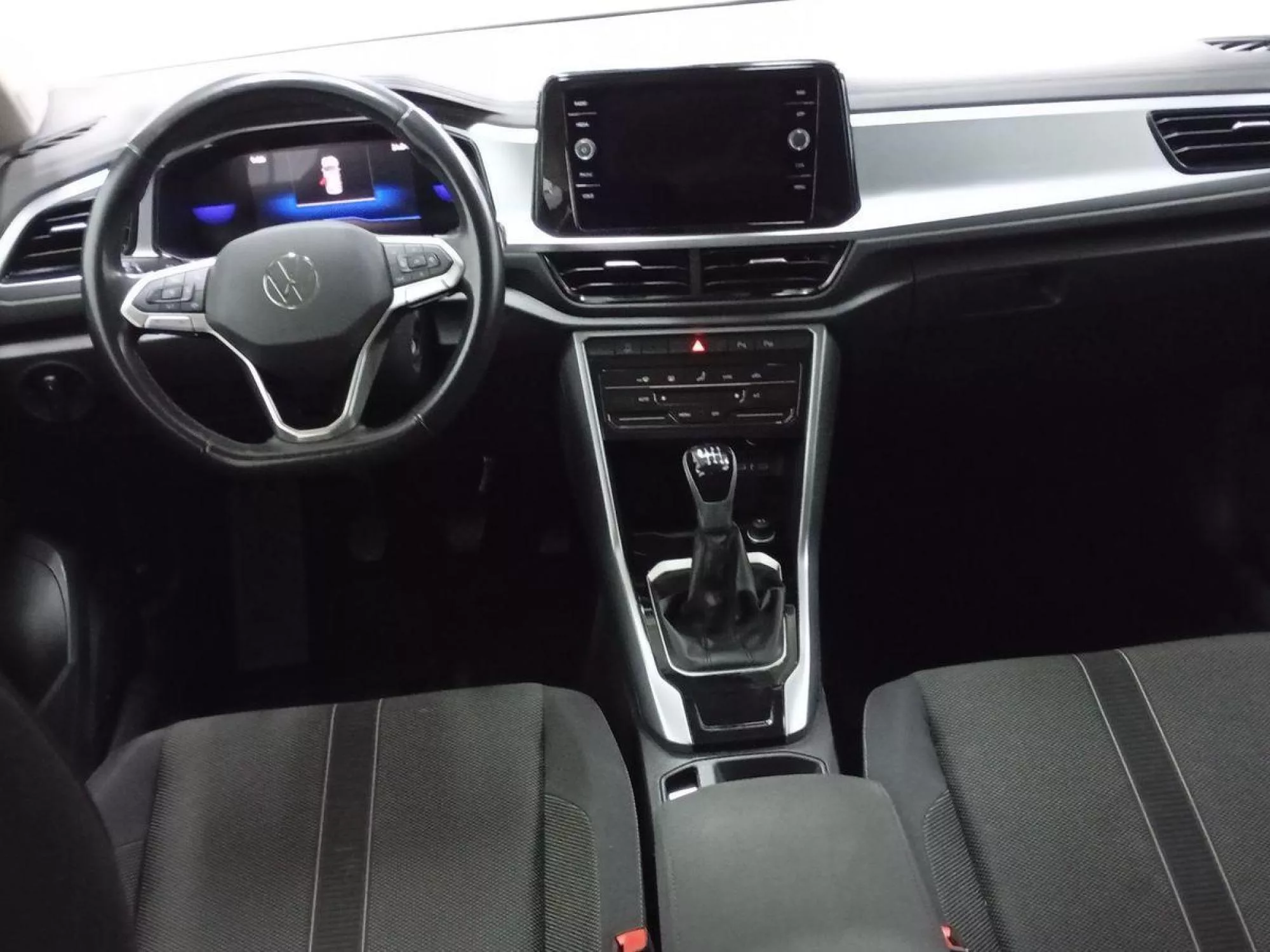 VOLKSWAGEN T-ROC Diesel 2024 segunda-mano Jaén