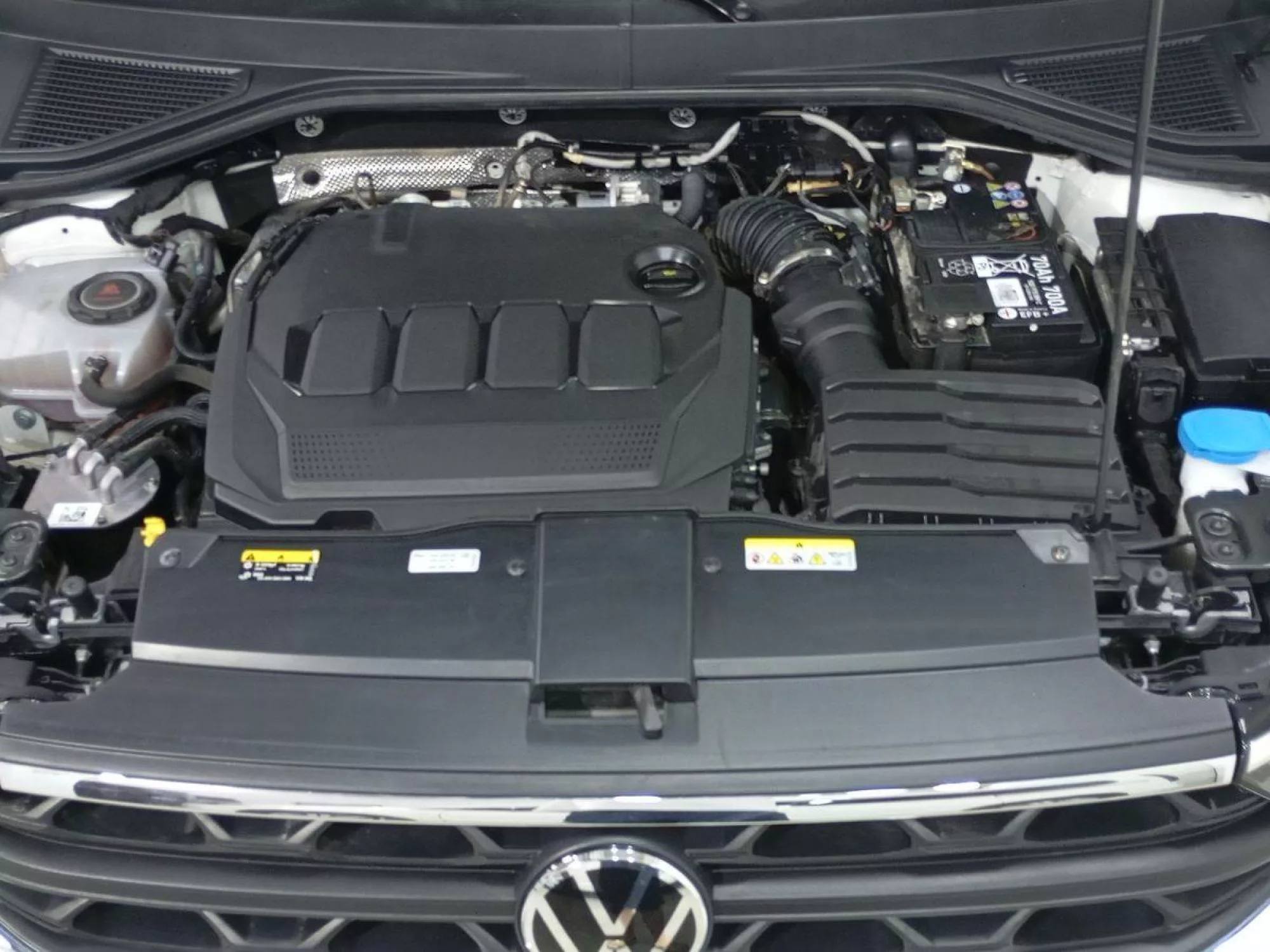 VOLKSWAGEN T-ROC Diesel 2024 segunda-mano Jaén