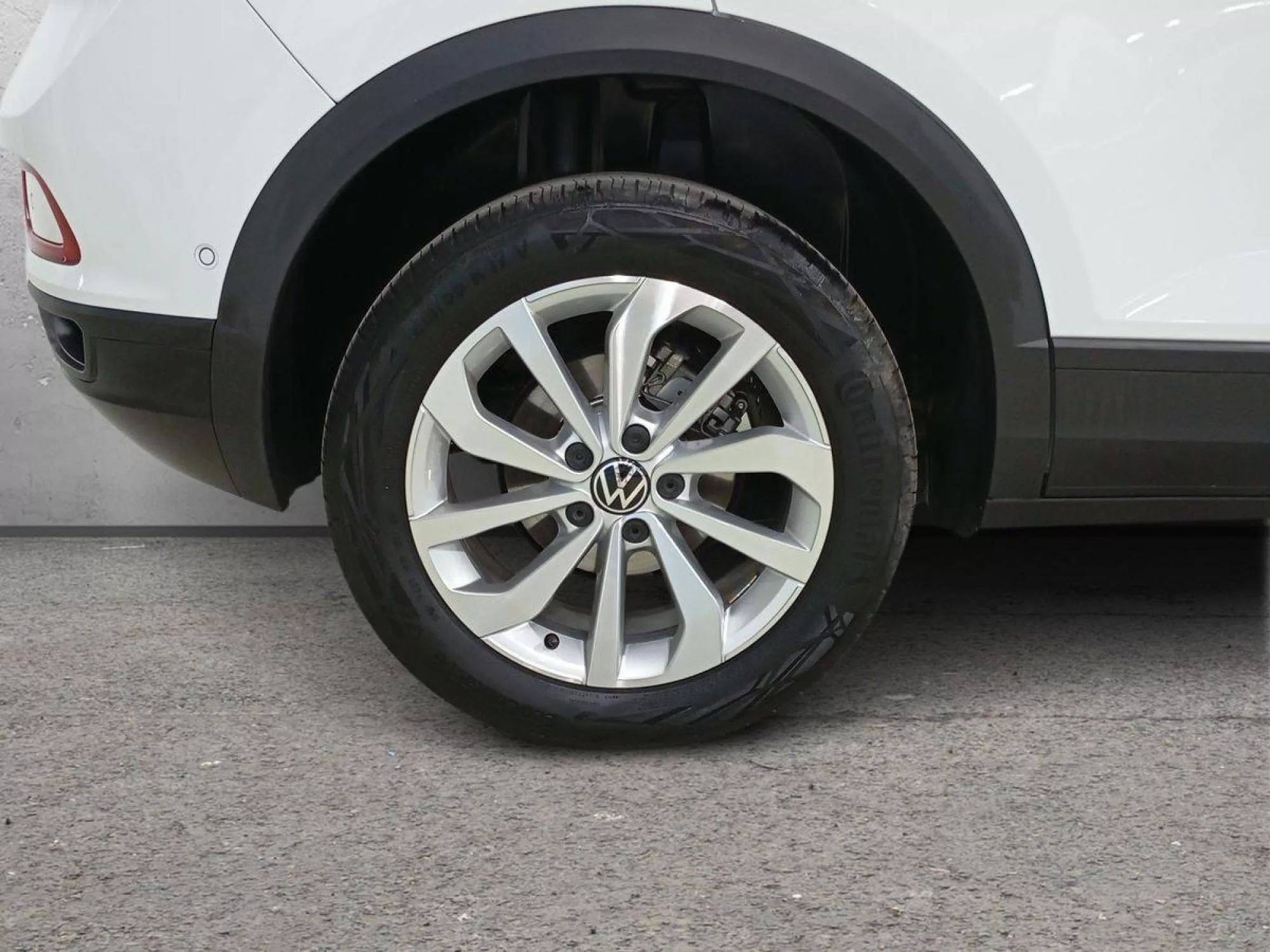 VOLKSWAGEN T-ROC Diesel 2024 segunda-mano Jaén