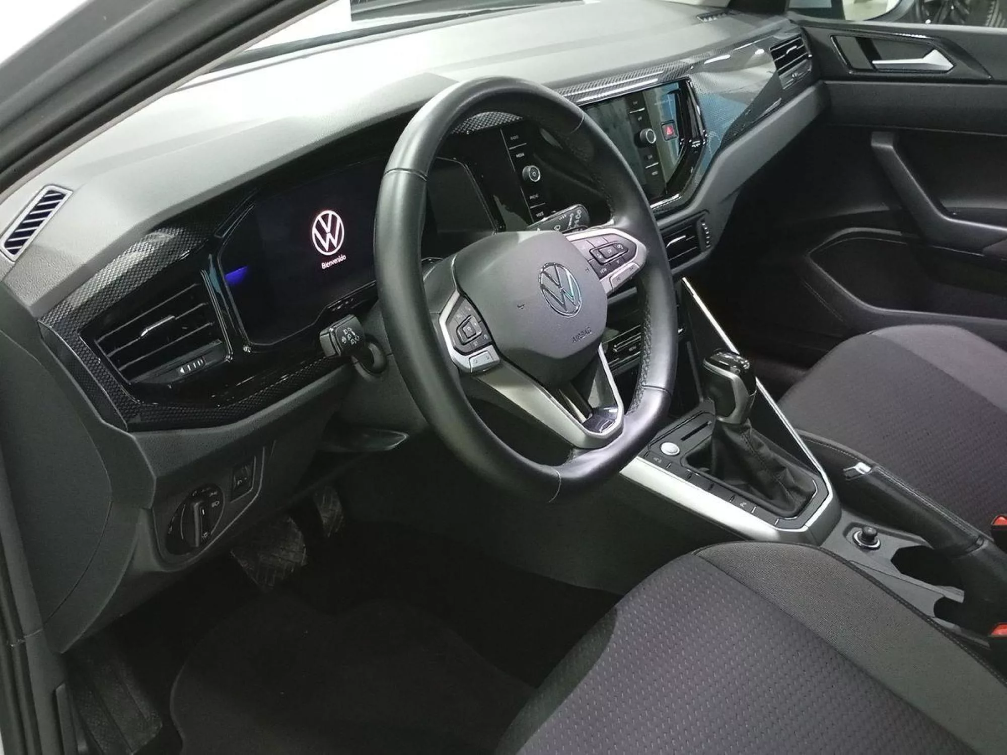 VOLKSWAGEN TAIGO Gasolina 2025 segunda-mano Jaén