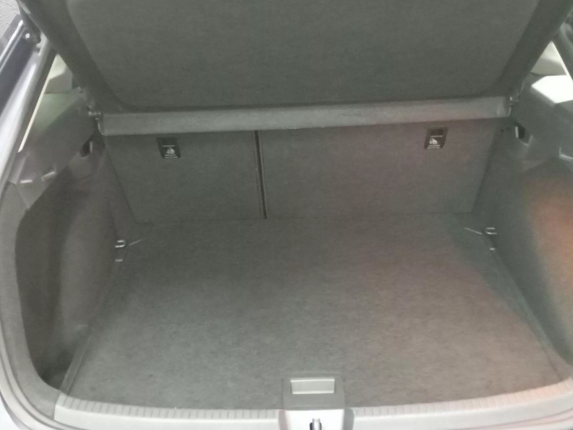 VOLKSWAGEN TAIGO Gasolina 2025 segunda-mano Jaén
