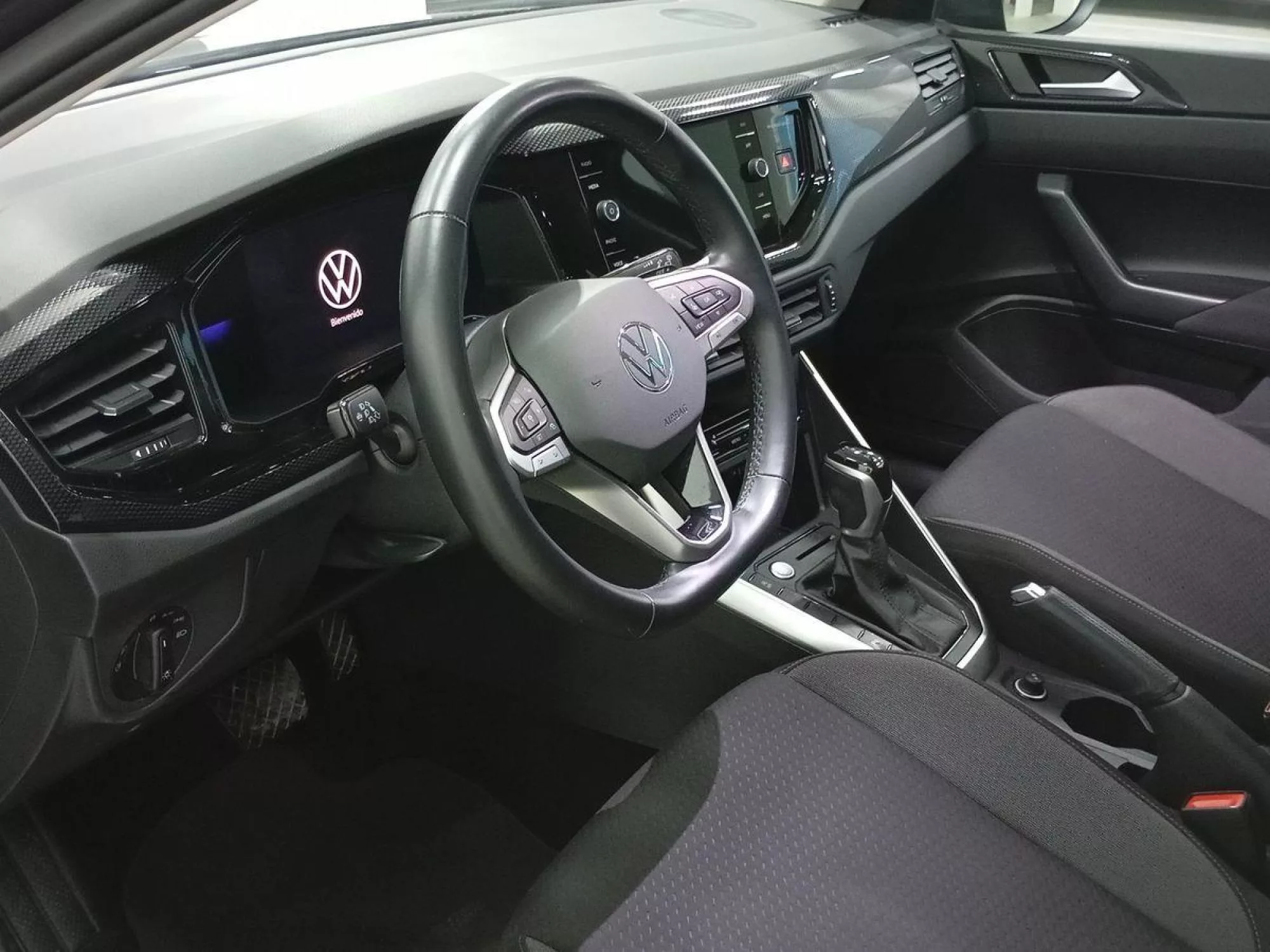 VOLKSWAGEN TAIGO Gasolina 2025 segunda-mano Jaén