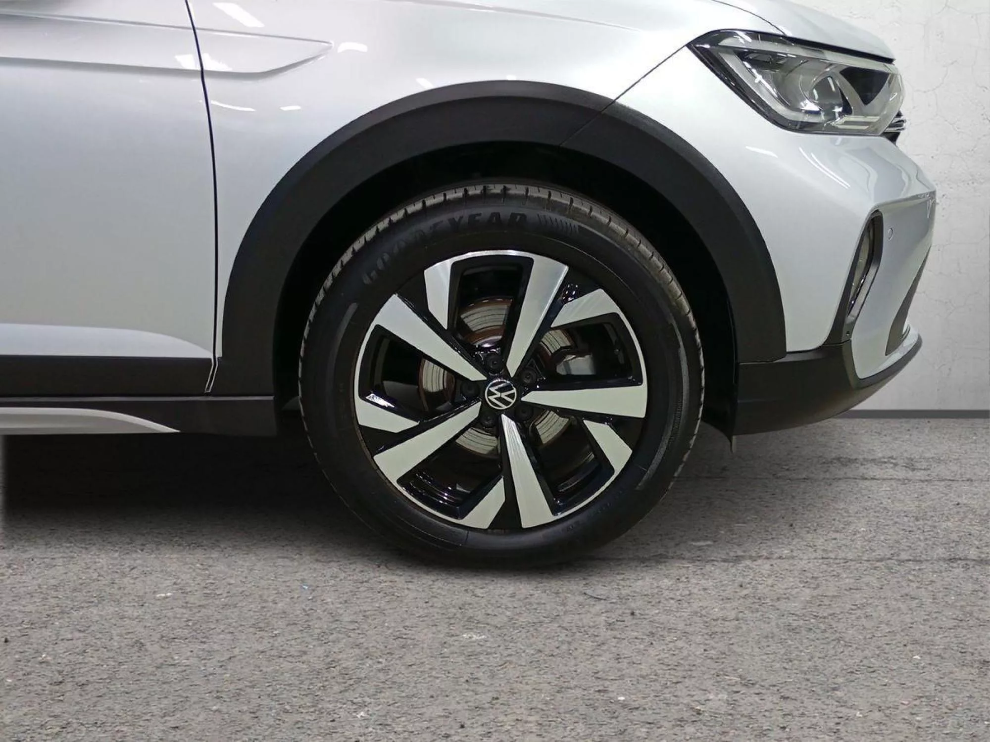 VOLKSWAGEN TAIGO Gasolina 2025 segunda-mano Jaén