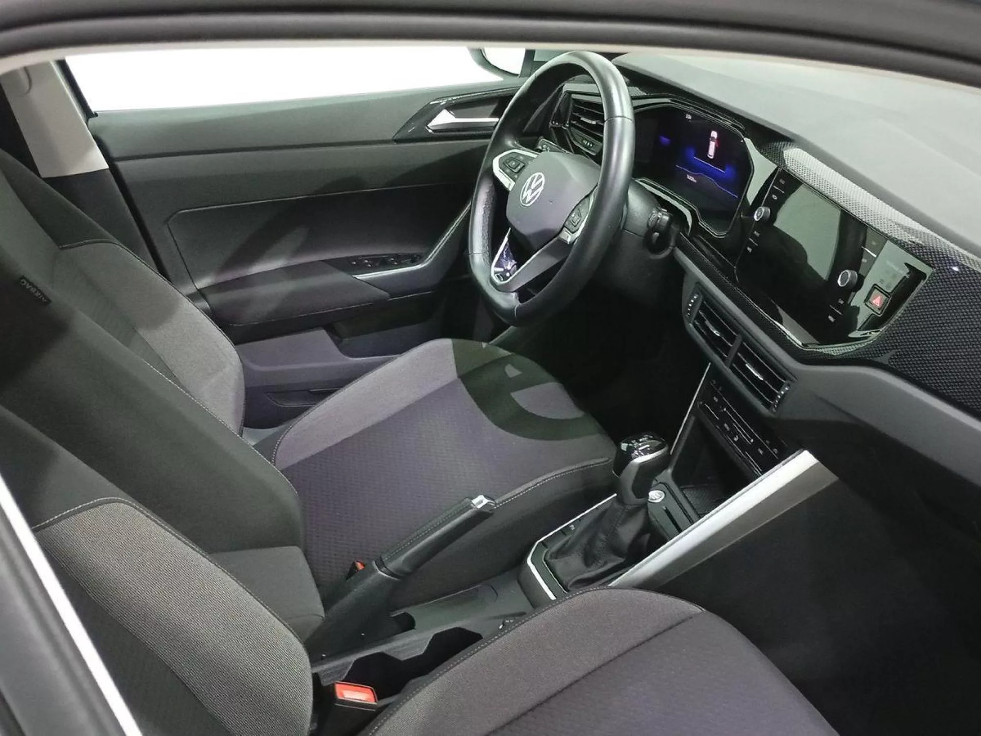 VOLKSWAGEN TAIGO Gasolina 2025 segunda-mano Jaén