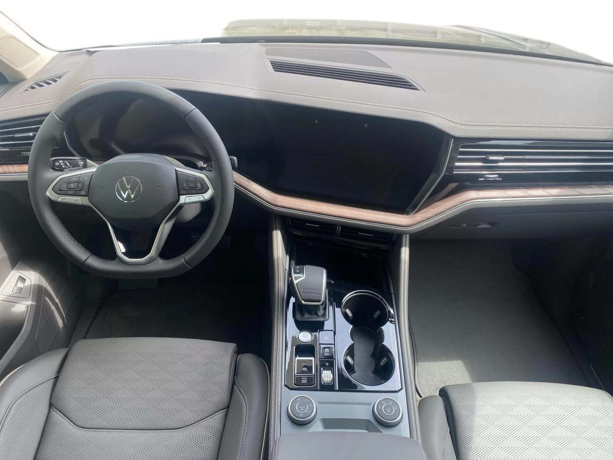VOLKSWAGEN TOUAREG Diesel 2026 km 0 Jaén