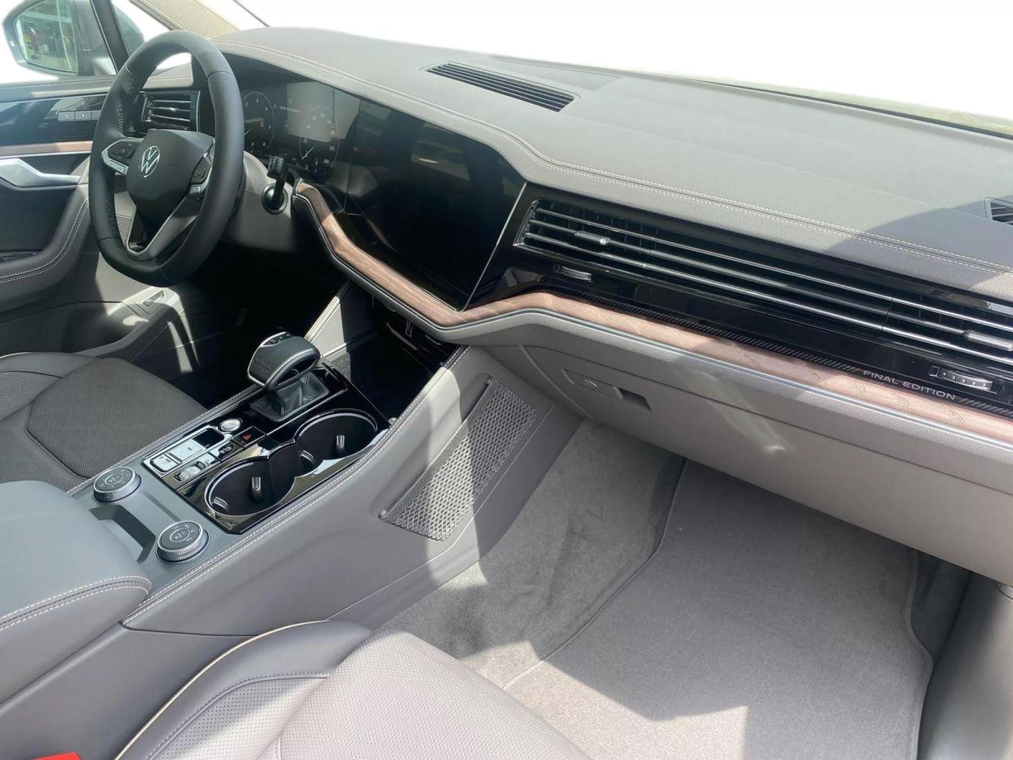 VOLKSWAGEN TOUAREG Diesel 2026 km 0 Jaén