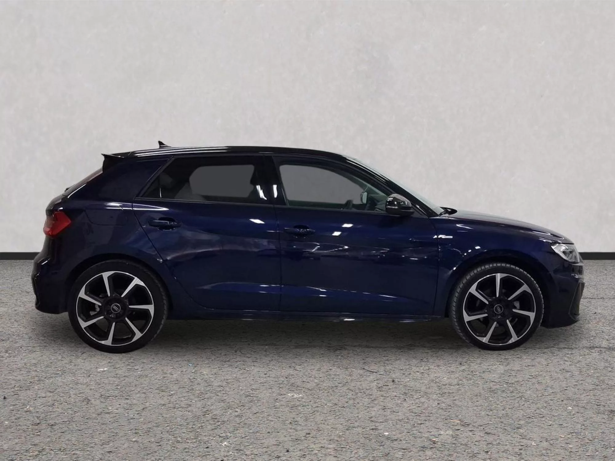 AUDI A1 Gasolina 2025 segunda-mano Jaén