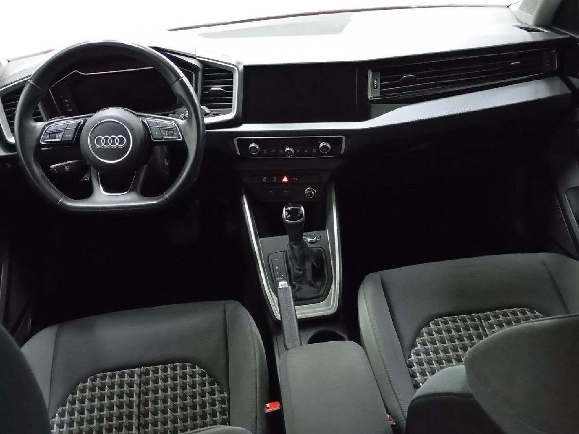 AUDI A1 SPORTBACK Gasolina 2022 segunda-mano Jaén