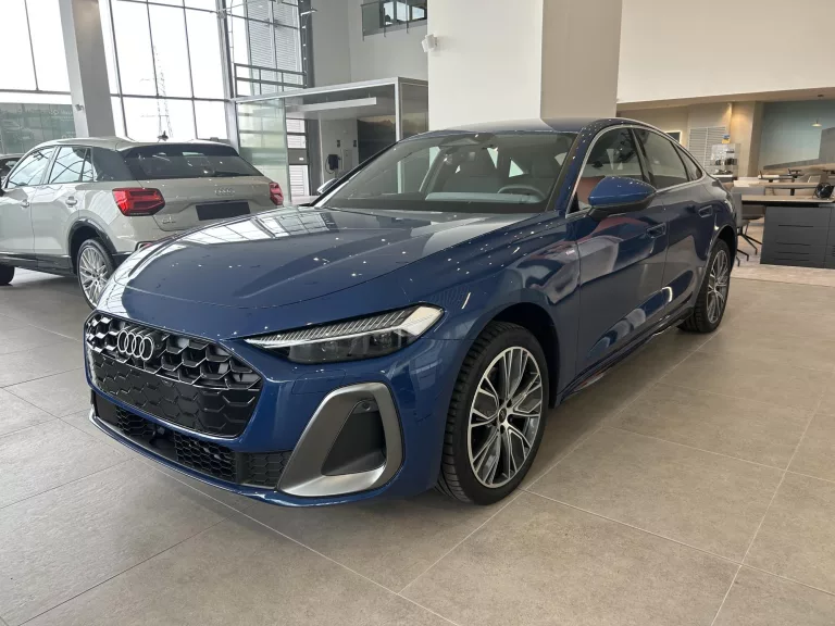 AUDI A5 Diesel nuevo entrega inmediata Jaén