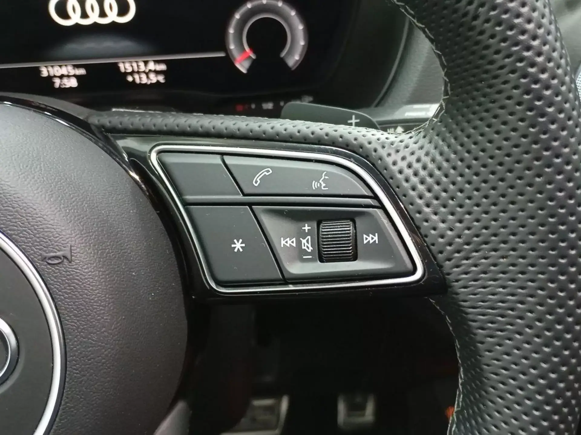 AUDI Q2 Diesel 2025 segunda-mano Jaén