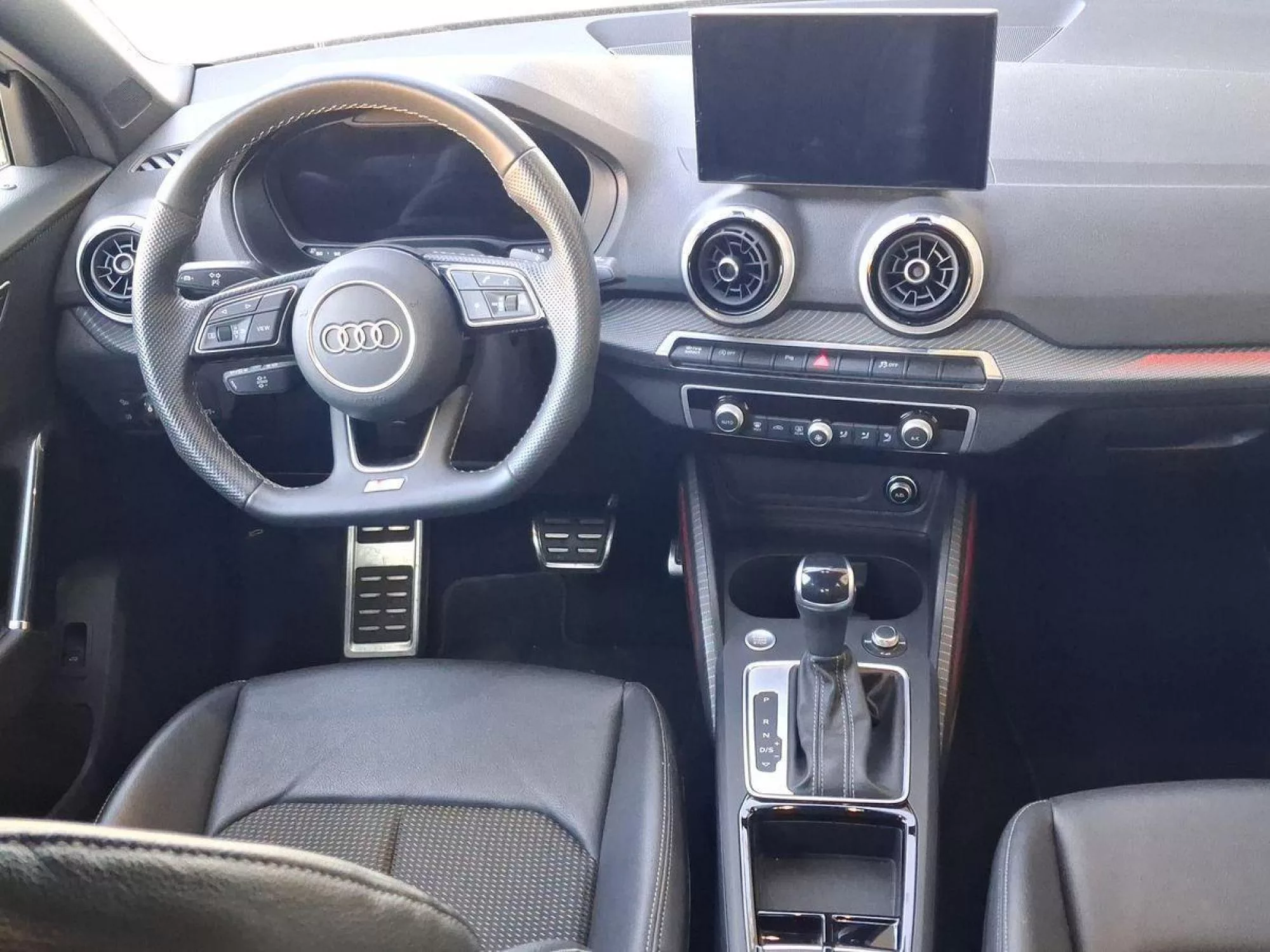 AUDI Q2 Diesel 2025 segunda-mano Jaén