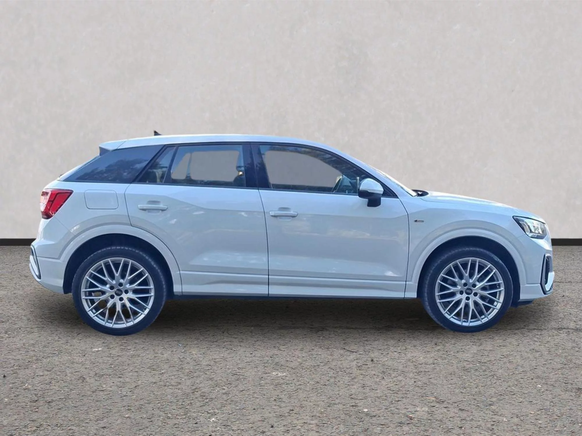 AUDI Q2 Diesel 2025 segunda-mano Jaén