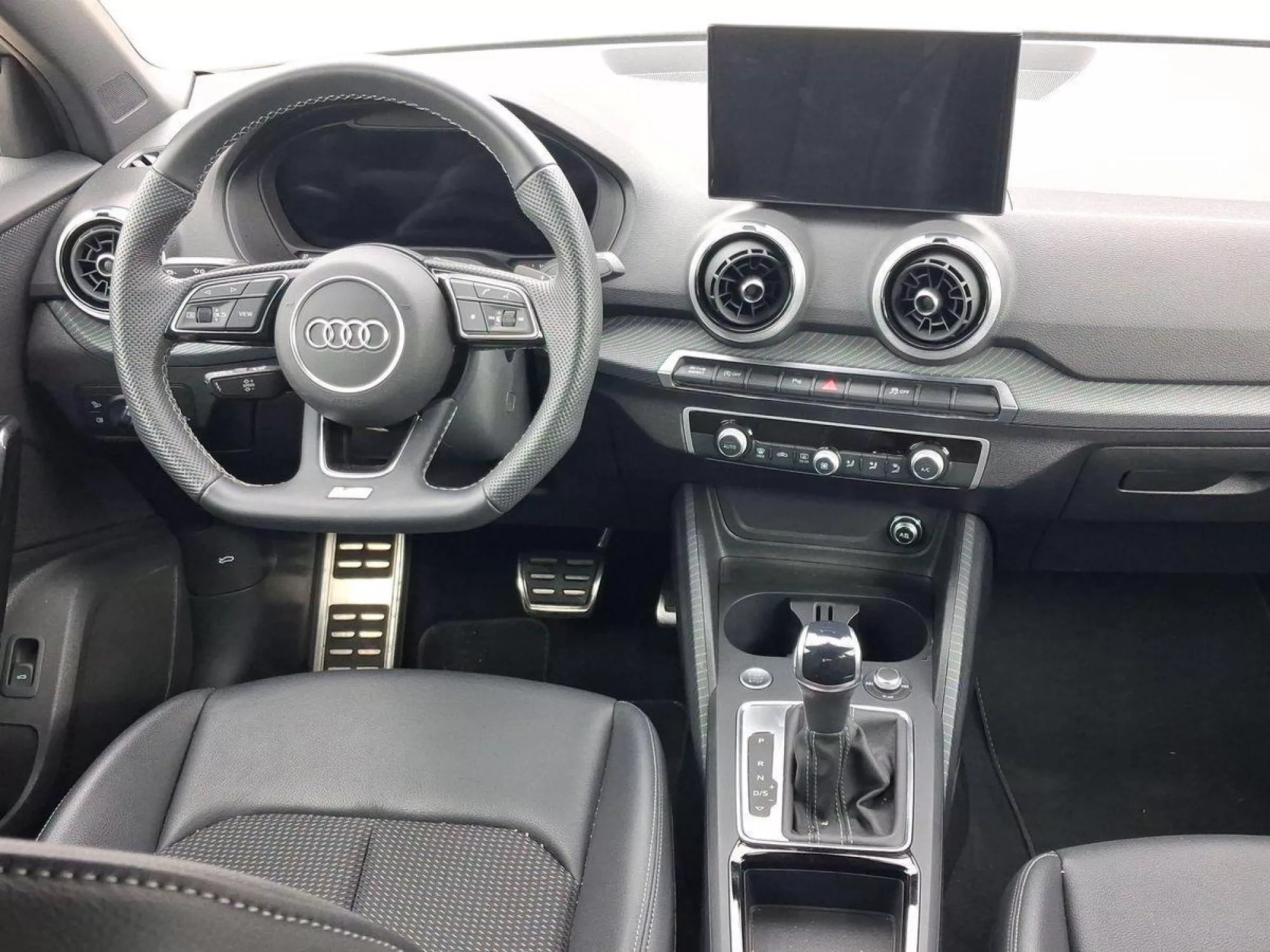 AUDI Q2 Diesel 2025 segunda-mano Jaén