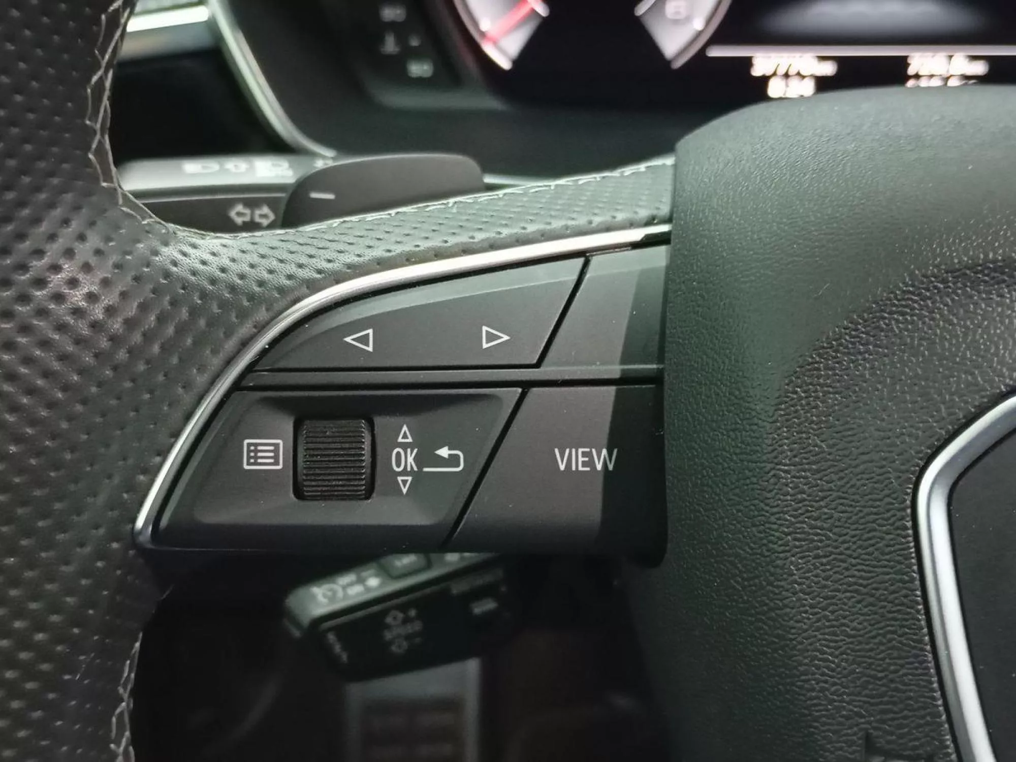 AUDI Q3 Diesel 2025 segunda-mano Jaén
