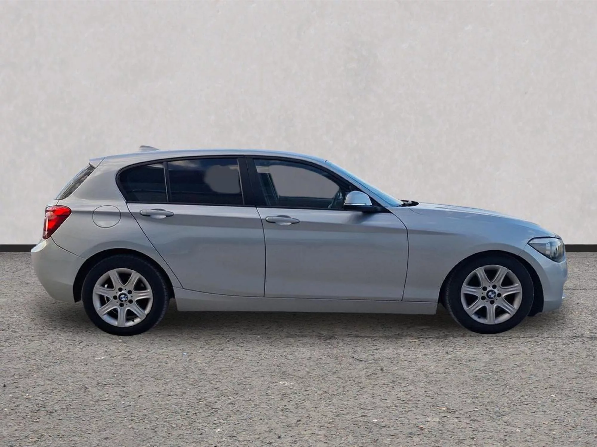 BMW SERIE 1 Diesel 2013 segunda-mano Jaén