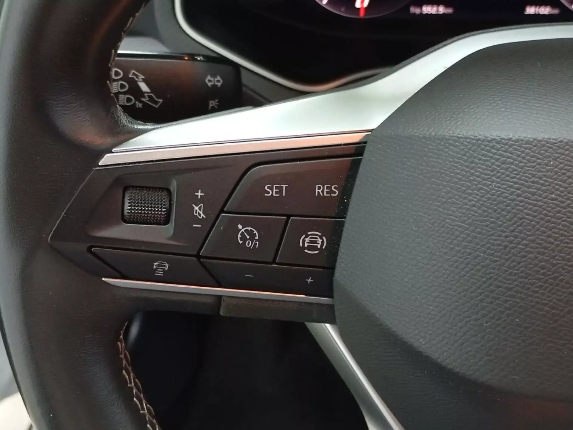 SEAT ARONA Gasolina 2024 segunda-mano Jaén