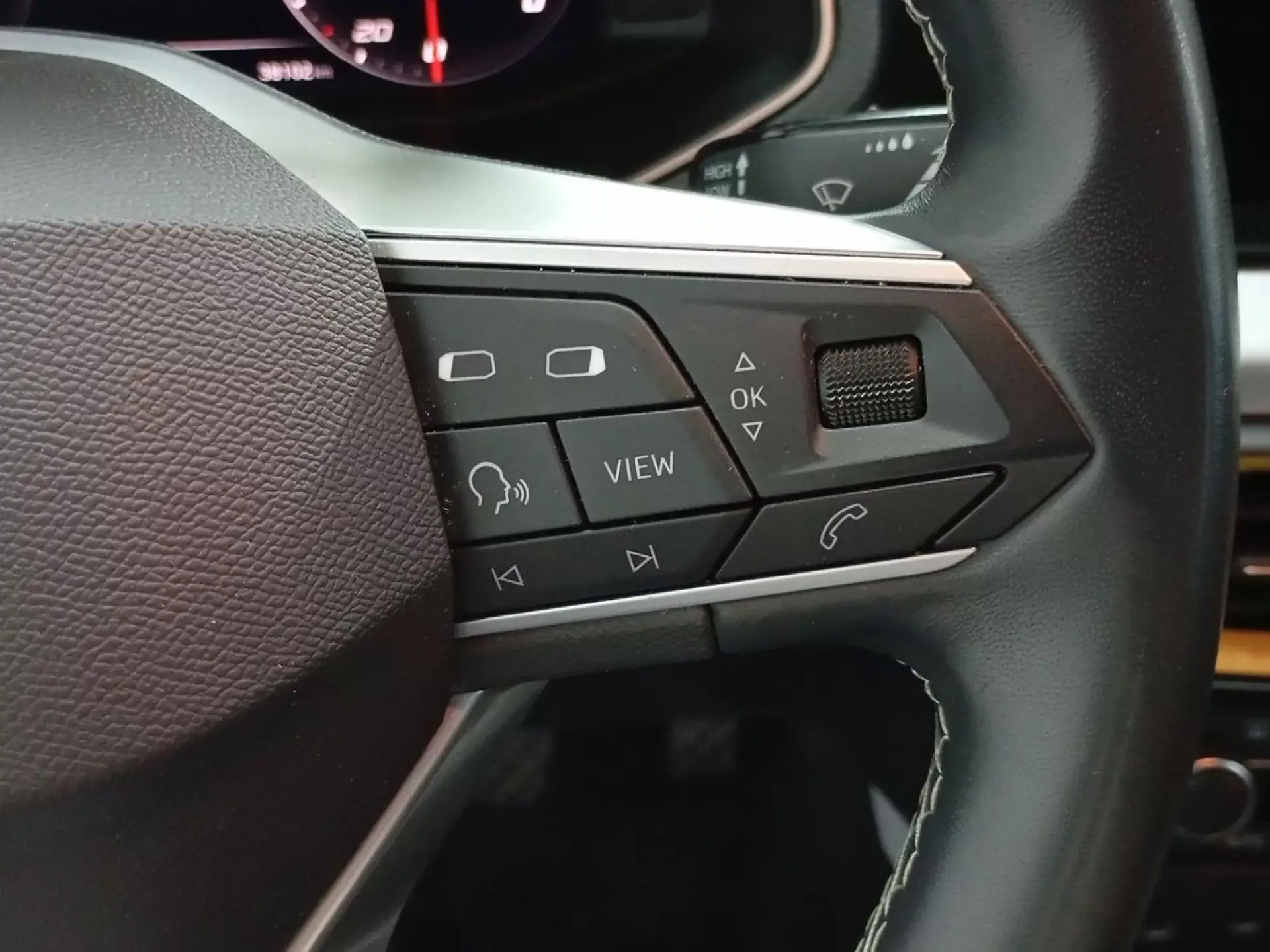 SEAT ARONA Gasolina 2024 segunda-mano Jaén