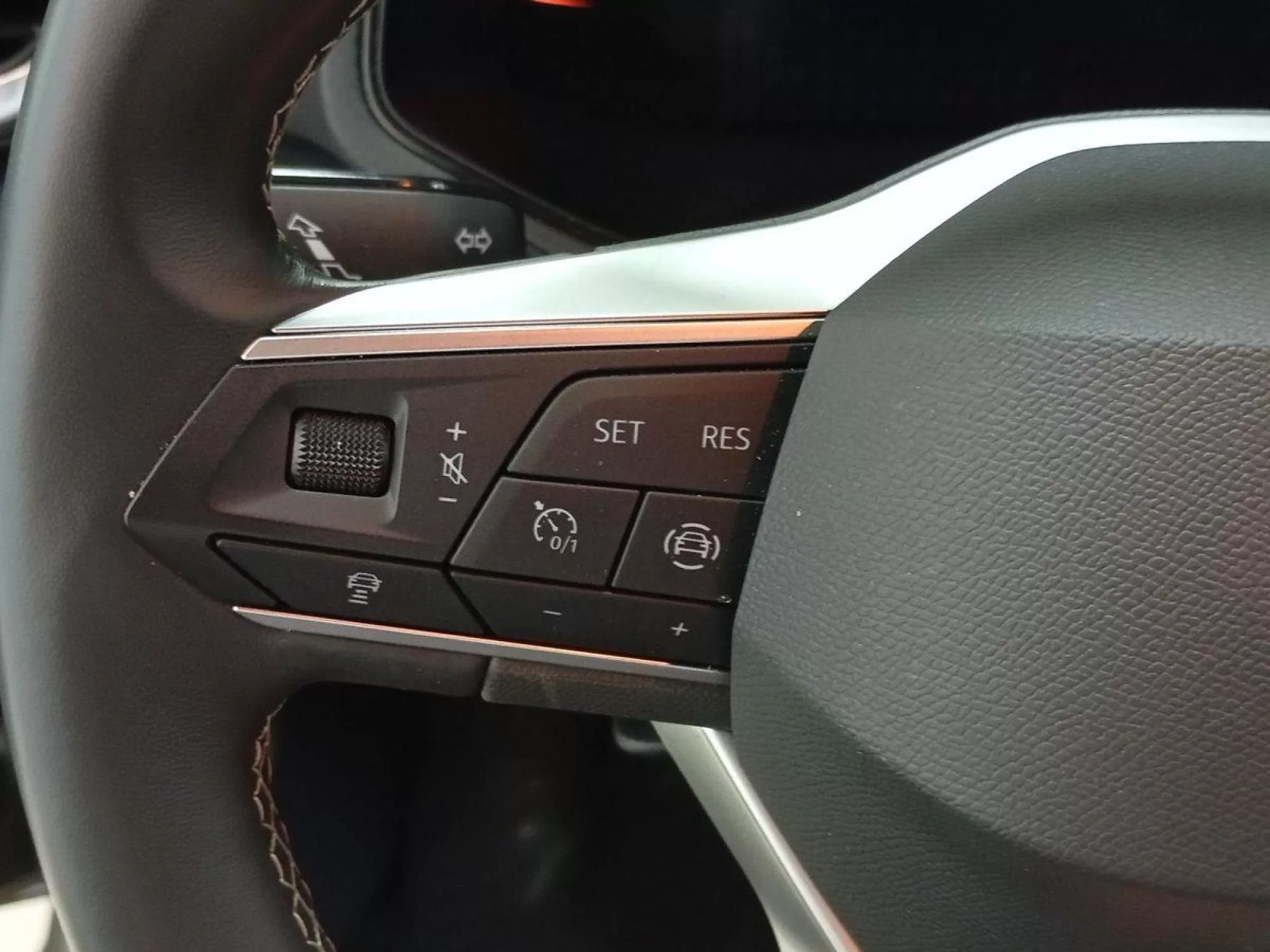 SEAT ARONA Gasolina 2025 segunda-mano Jaén