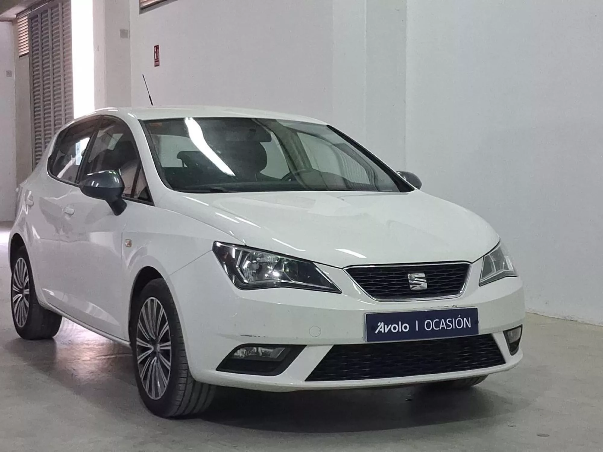 SEAT IBIZA Gasolina 2015 segunda-mano Jaén