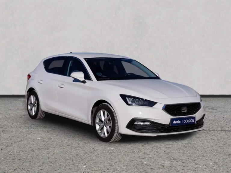 SEAT LEON Diesel 2025 segunda-mano Jaén