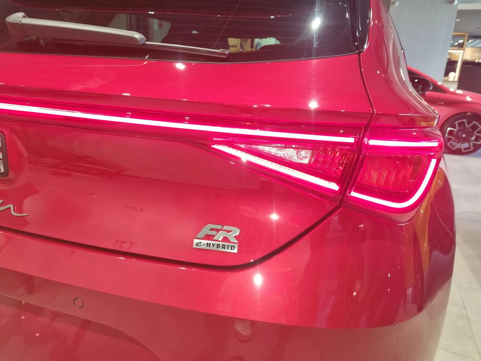 SEAT LEON FR Hibrido enchufable nuevo entrega inmediata Jaén