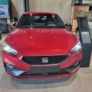 SEAT LEON FR Hibrido enchufable nuevo entrega inmediata Jaén