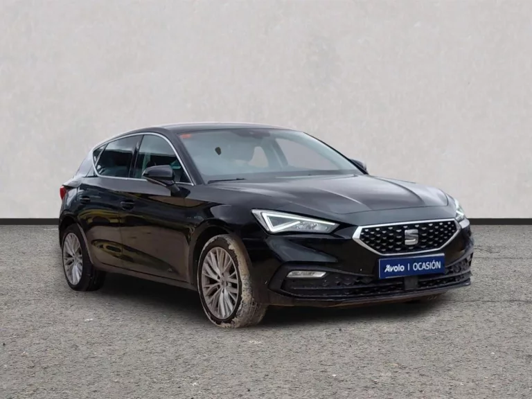 SEAT LEON Gasolina 2021 segunda-mano Jaén